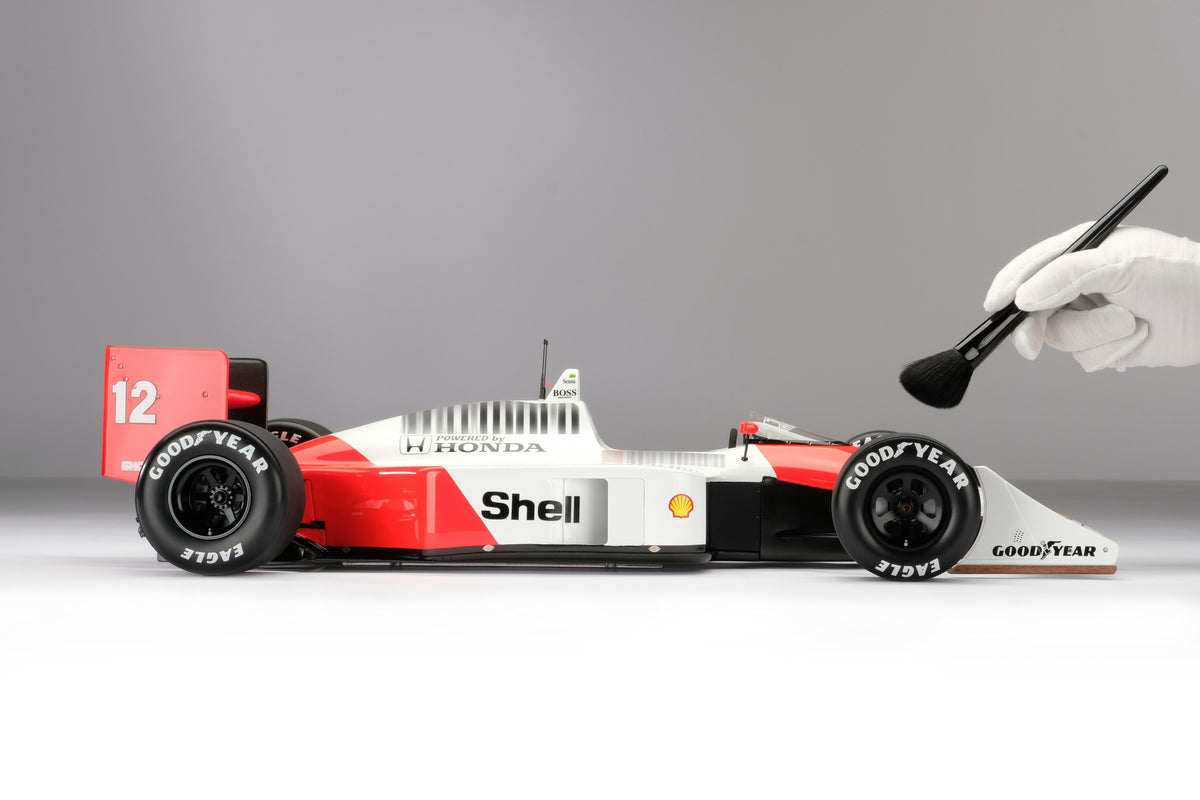 McLaren MP4/4 - Vainqueur du Grand Prix du Japon 1988 - Ayrton Senna - Échelle 1:8