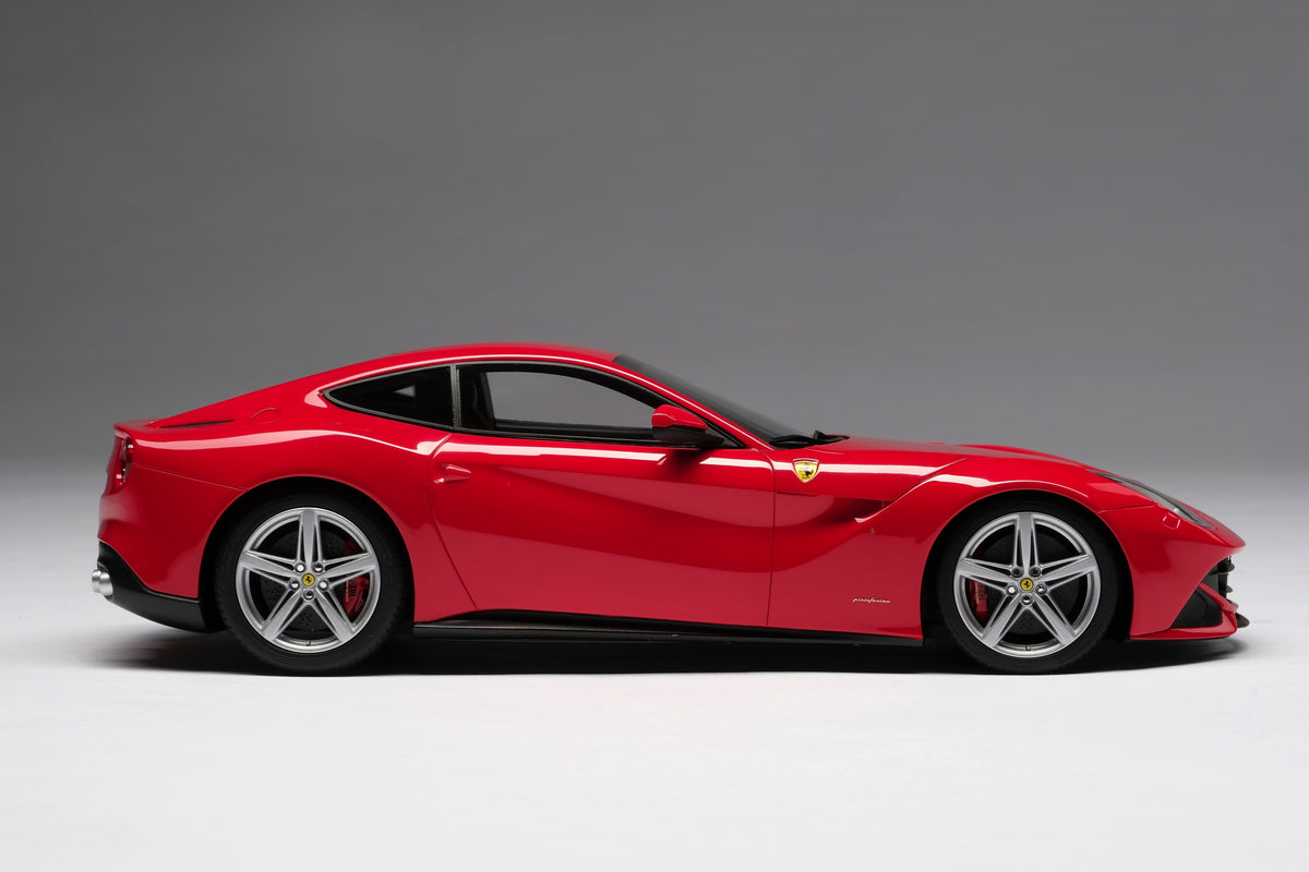 Ferrari F12 Berlinetta - 1:18 scale