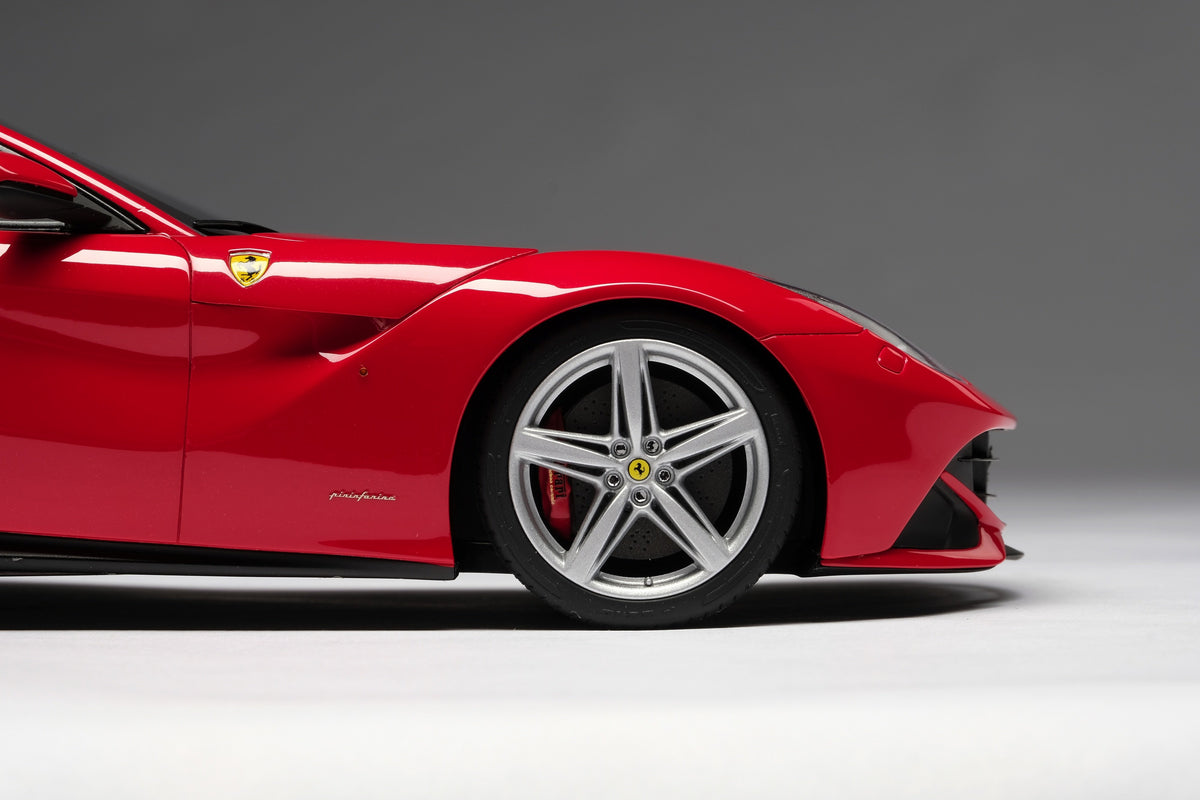 Ferrari F12 Berlinetta - 1:18 scale