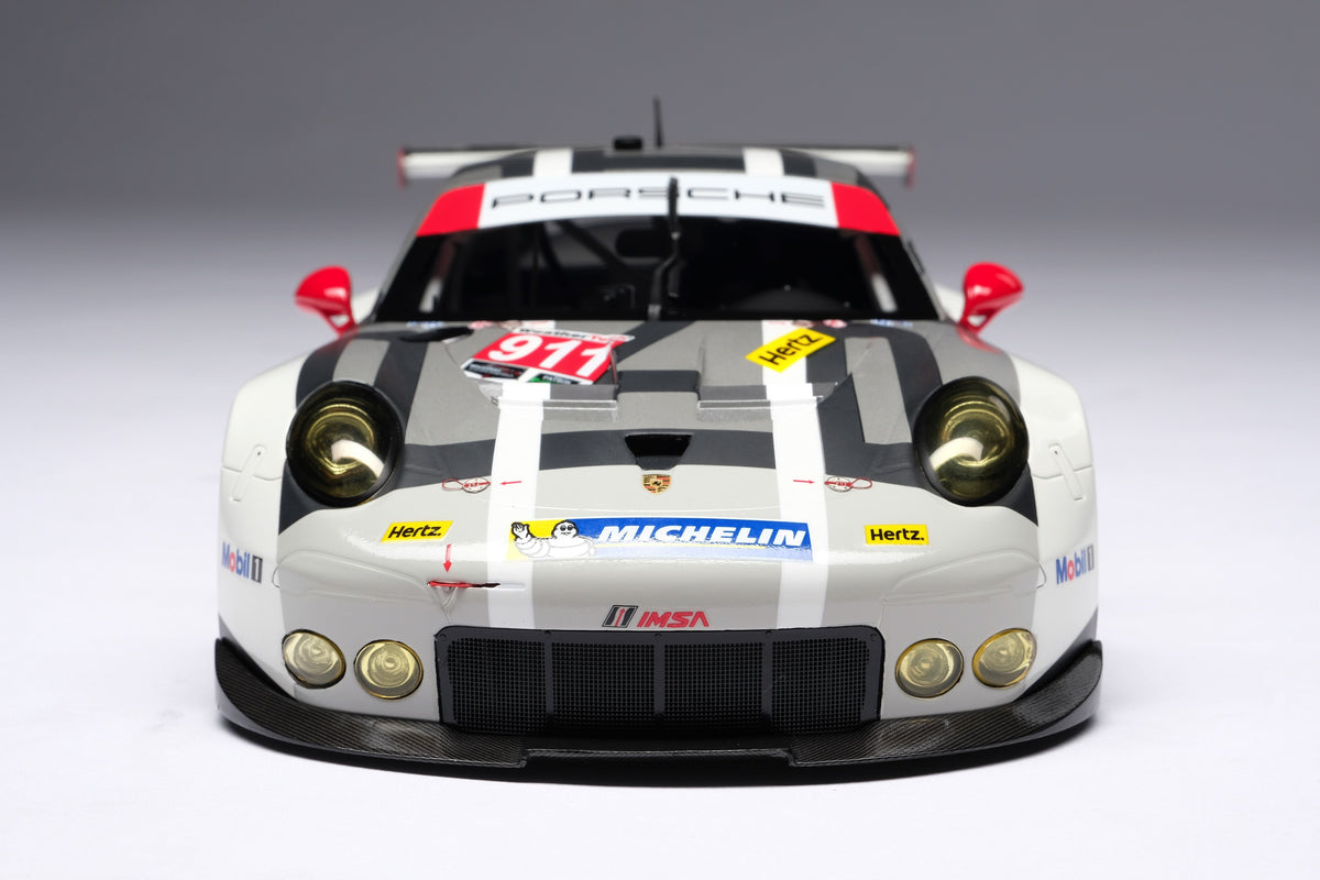 ポルシェ 911 RSR (2016)