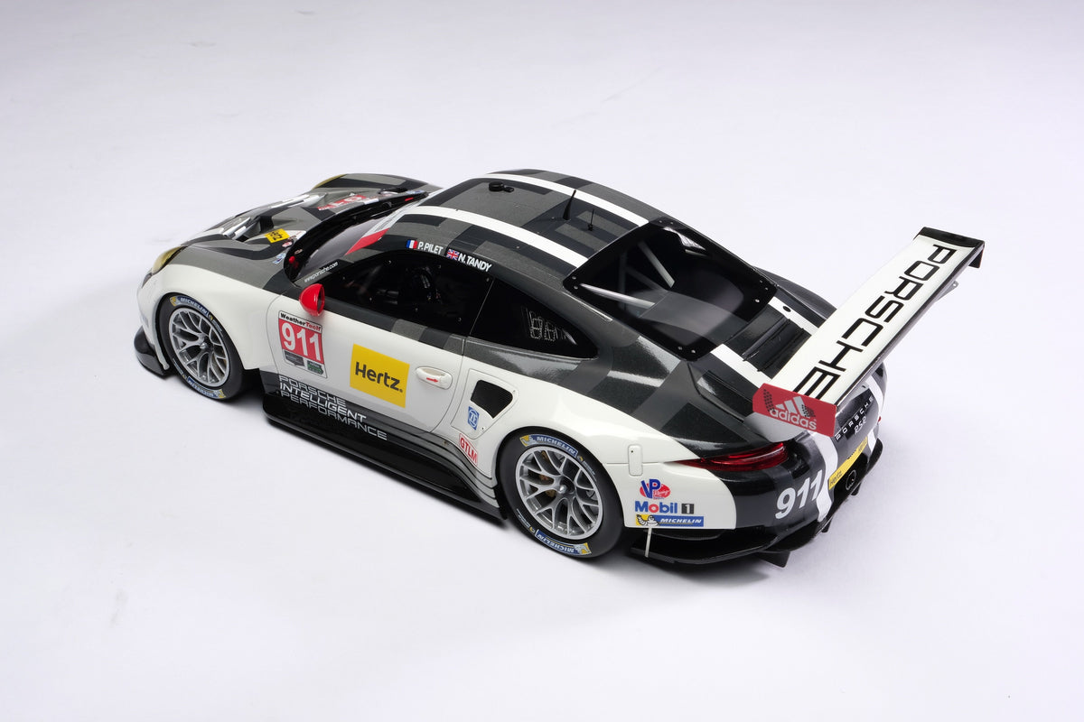 ポルシェ 911 RSR (2016)