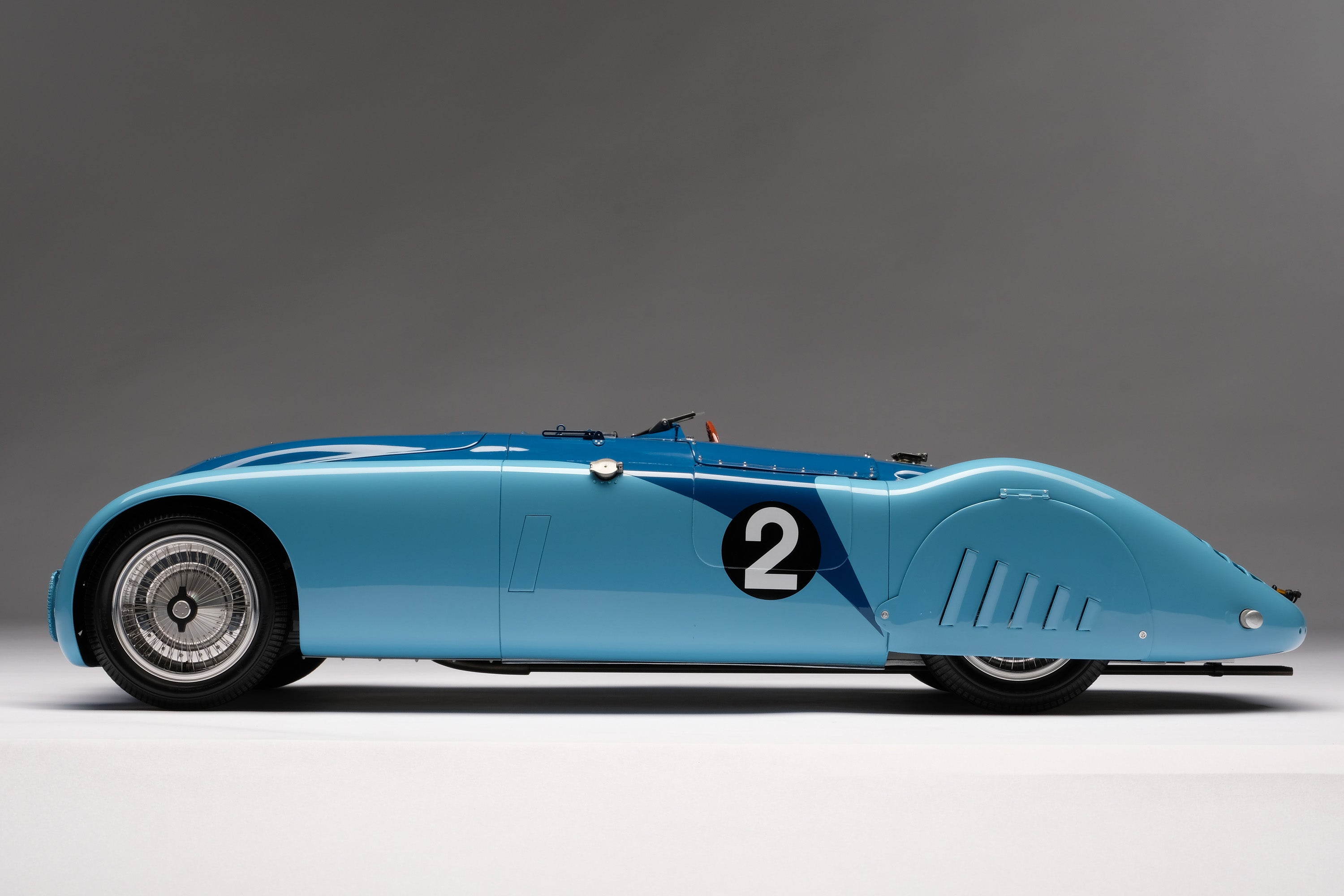 ブガッティ タイプ 57G「タンク」 - 1937 年ル・マン優勝車 – Amalgam