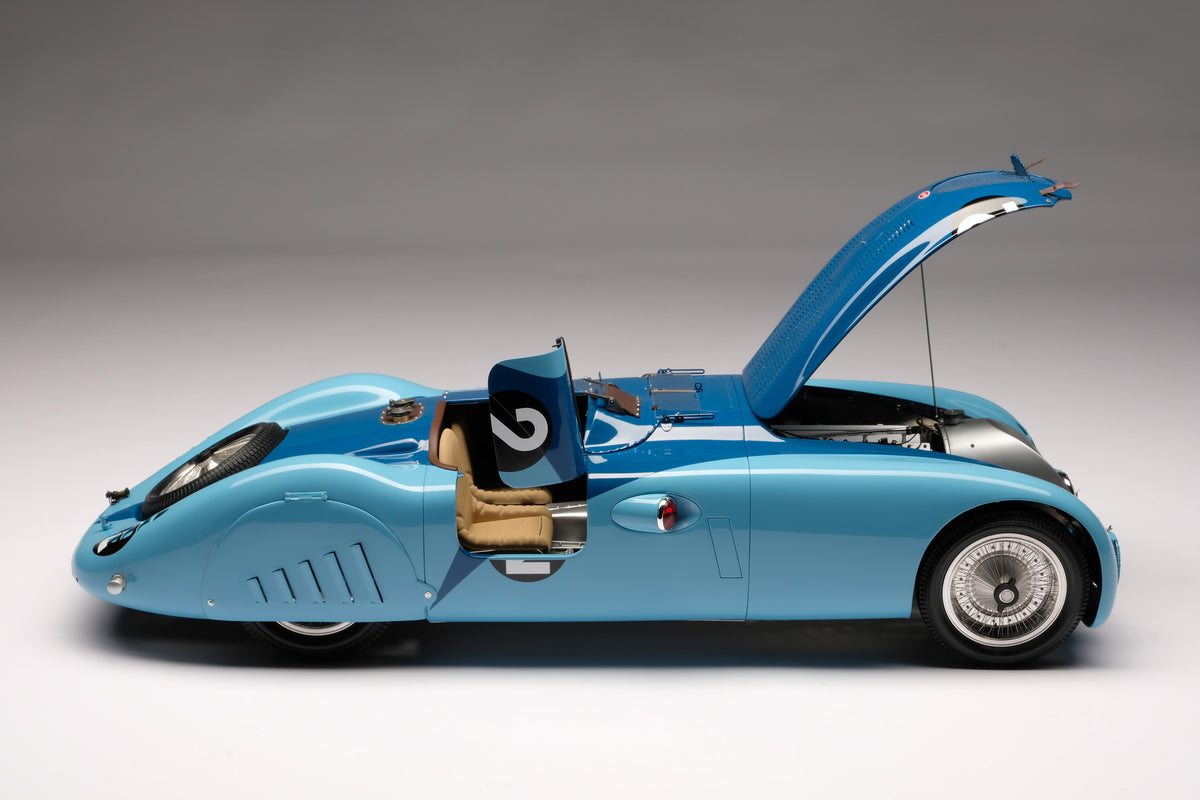 BUGATTI Type 57G "Tank" - 1937 Le Mans Winner - 1:8 scale