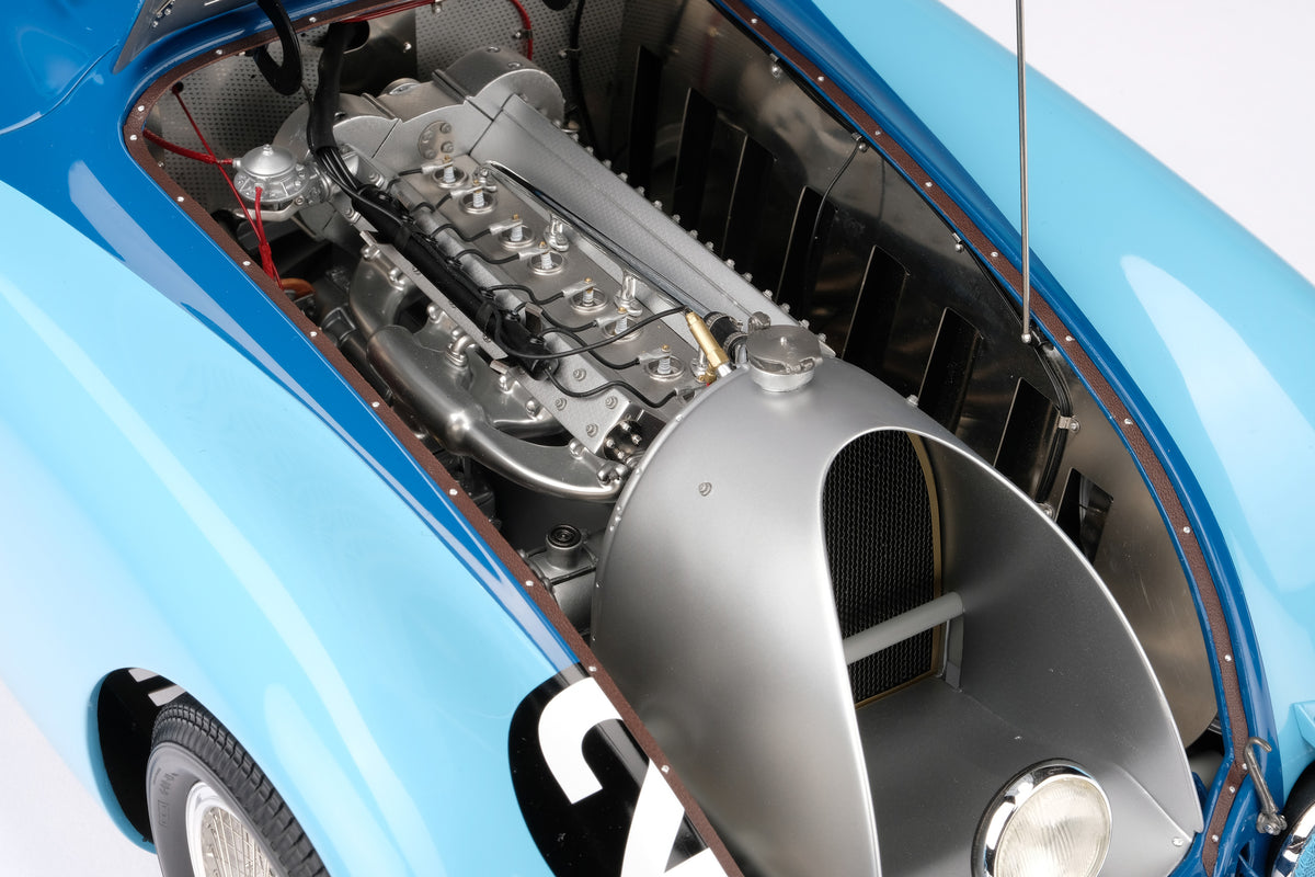 BUGATTI Type 57G "Tank" - 1937 Le Mans Winner - 1:8 scale