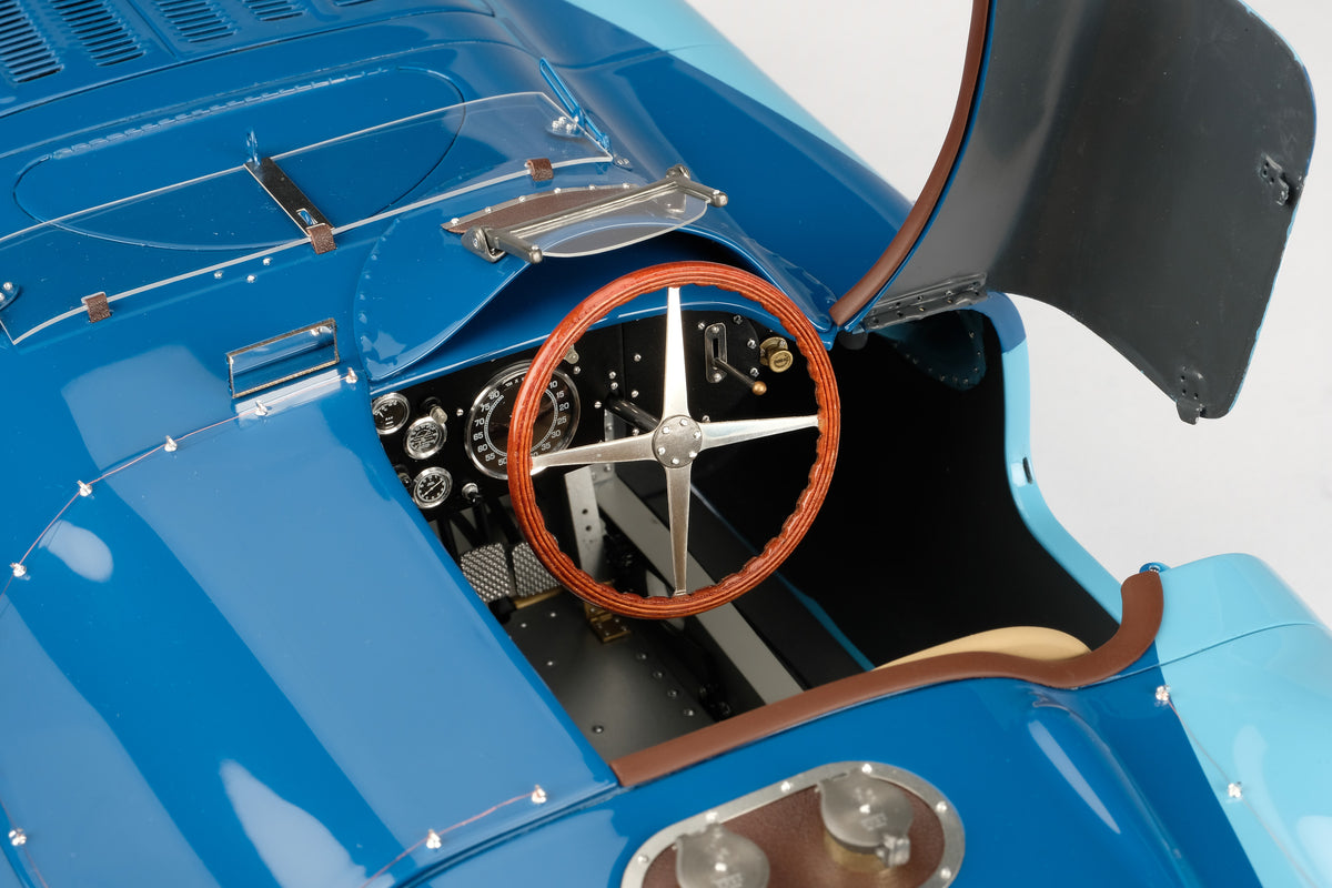 BUGATTI Type 57G "Tank" - 1937 Le Mans Winner - 1:8 scale