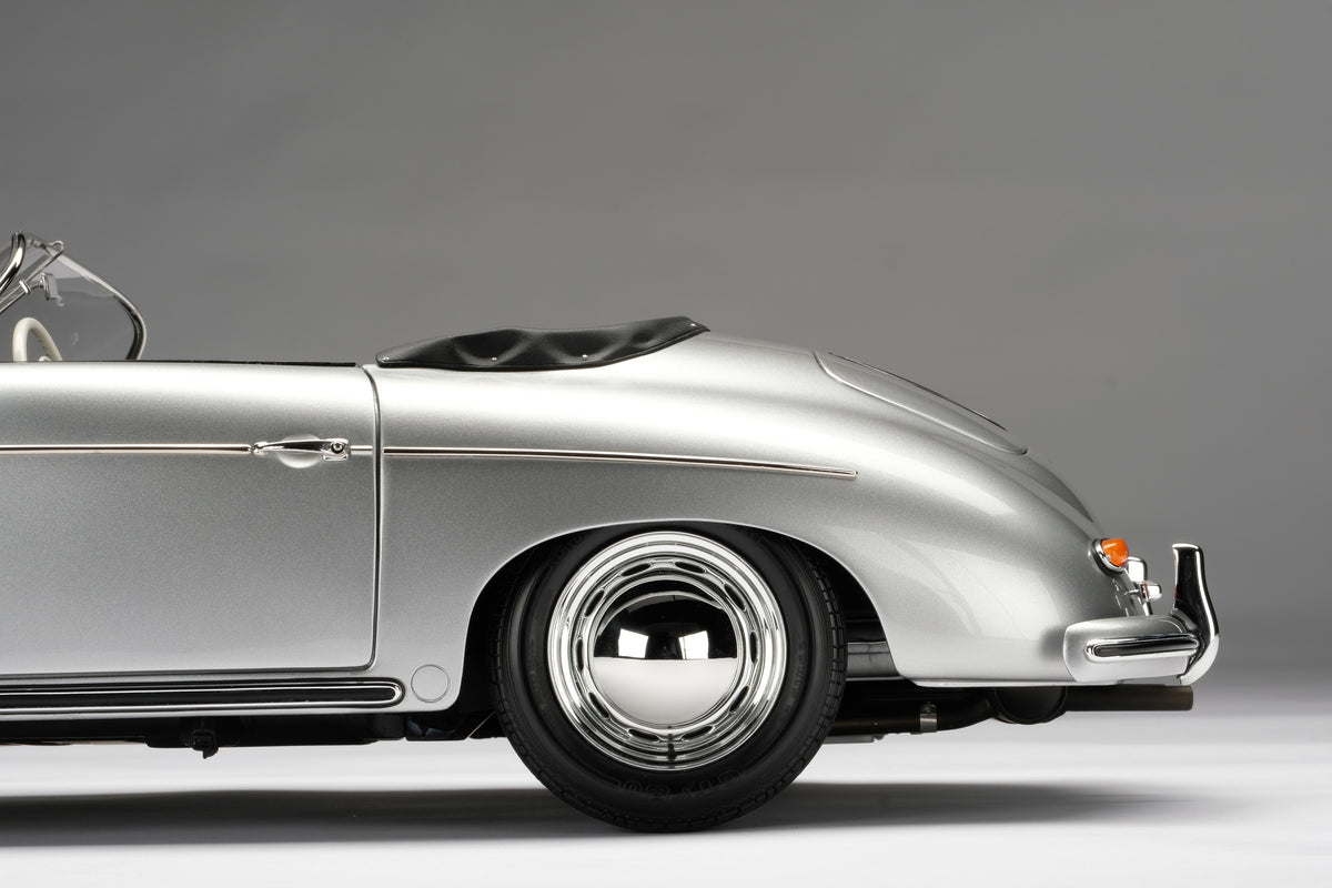 Porsche 356 A Speedster (1955) - Argent métallisé - Échelle 1:8