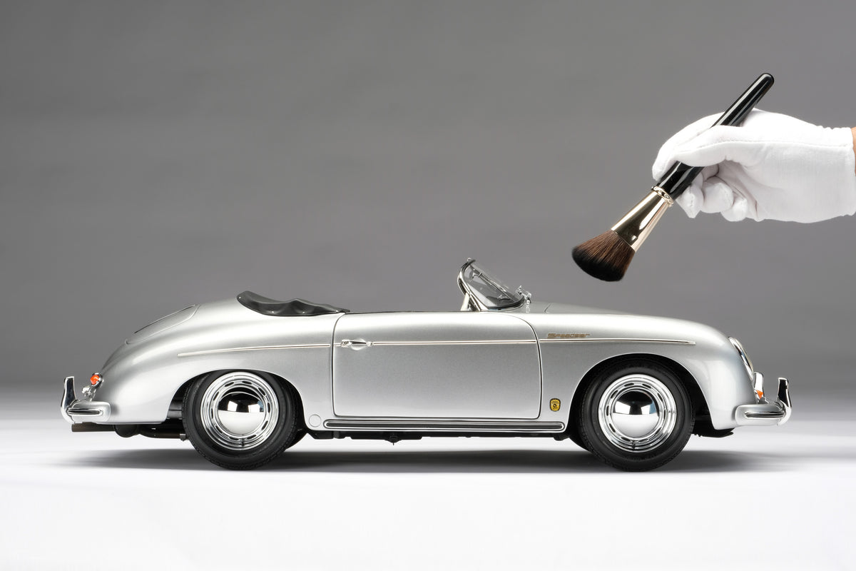 Porsche 356 A Speedster (1955) - Argent métallisé - Échelle 1:8