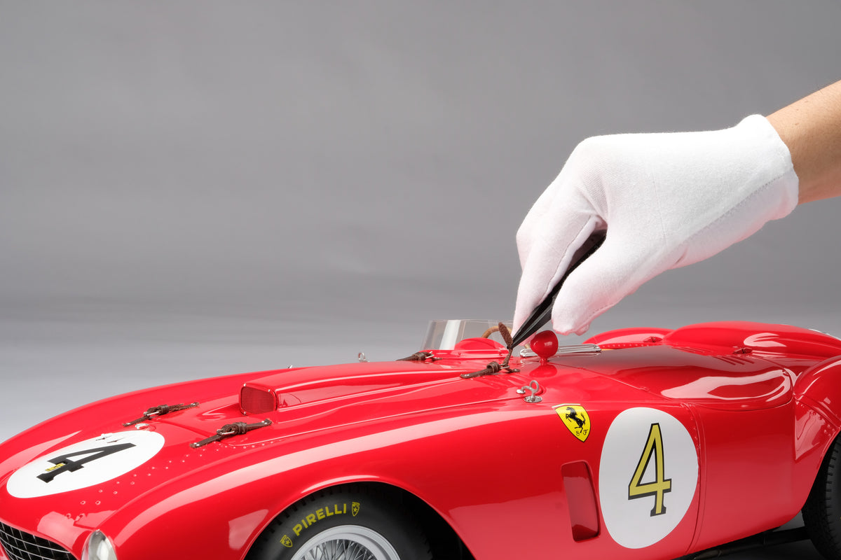 Ferrari 375 Plus - 1954 Le Mans Winner - González & Trintignant - 1:8 scale