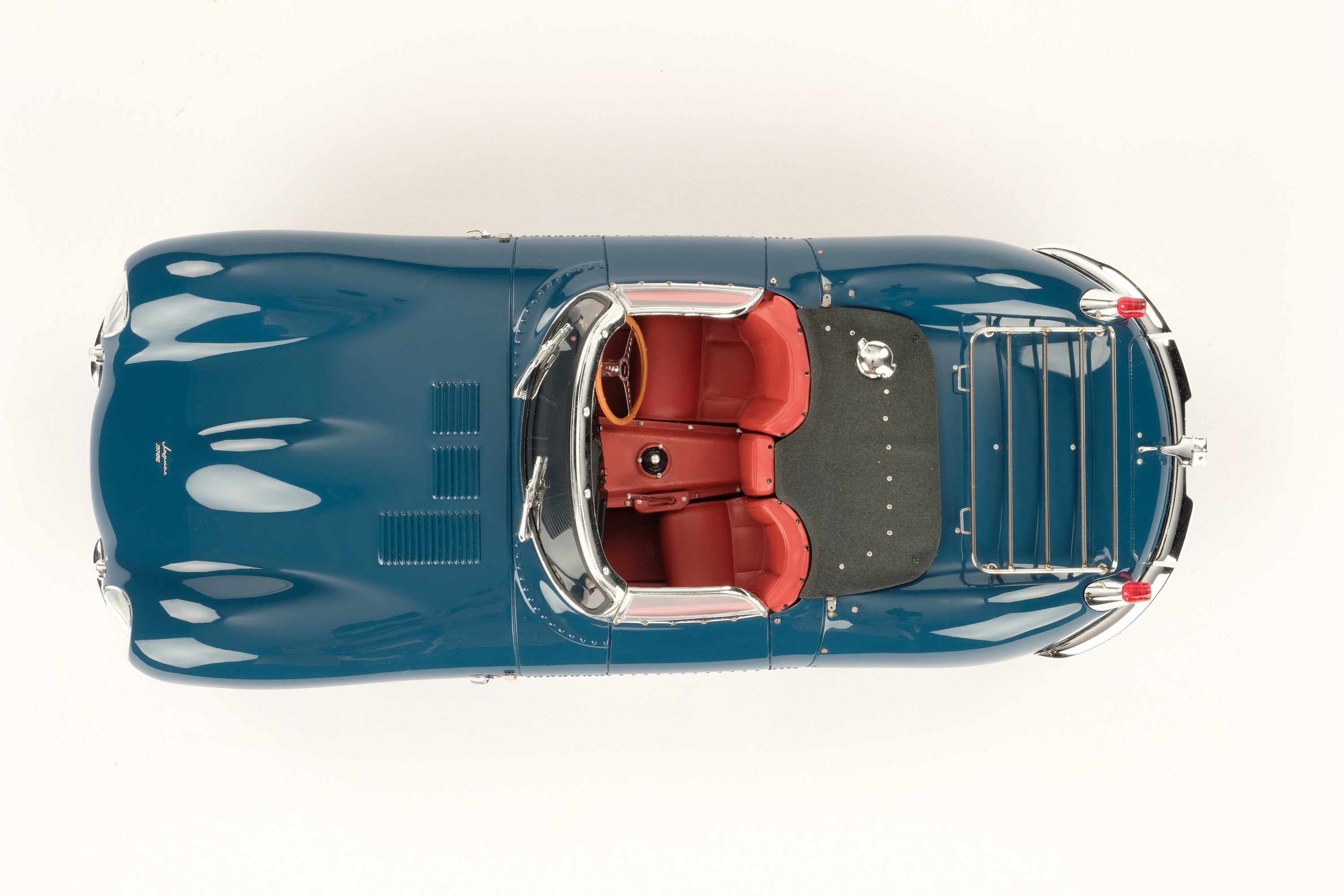 Jaguar XKSS – Amalgam Collection