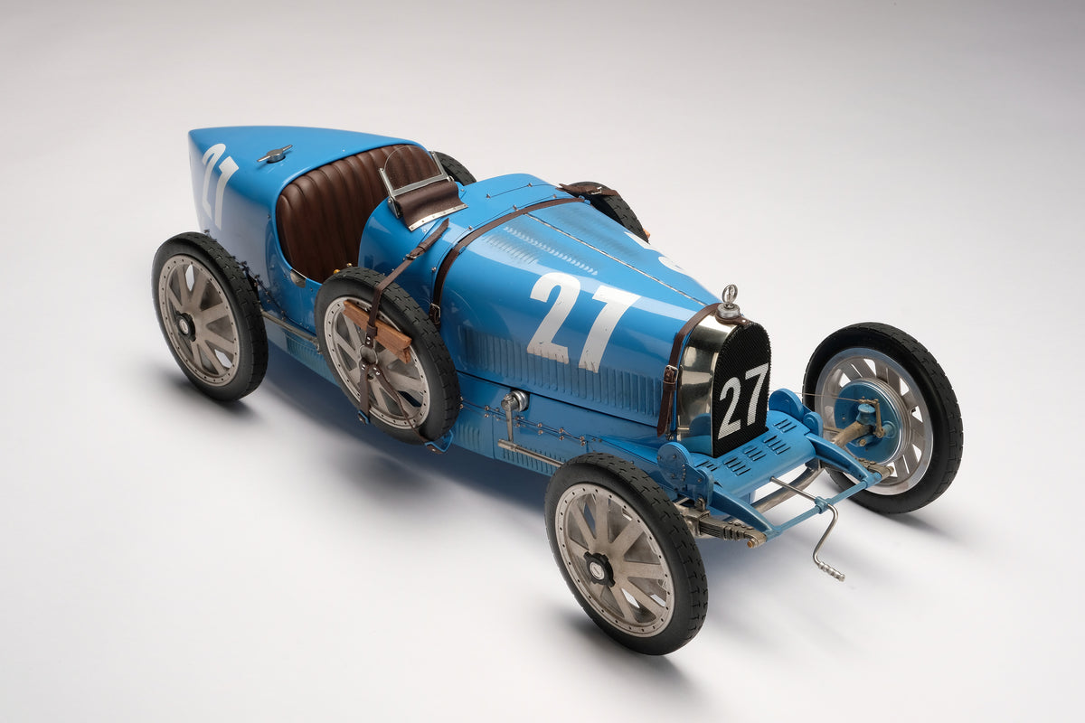 BUGATTI Type 35T - 1926 Targa Florio Winner - Patinated - 1:8 scale