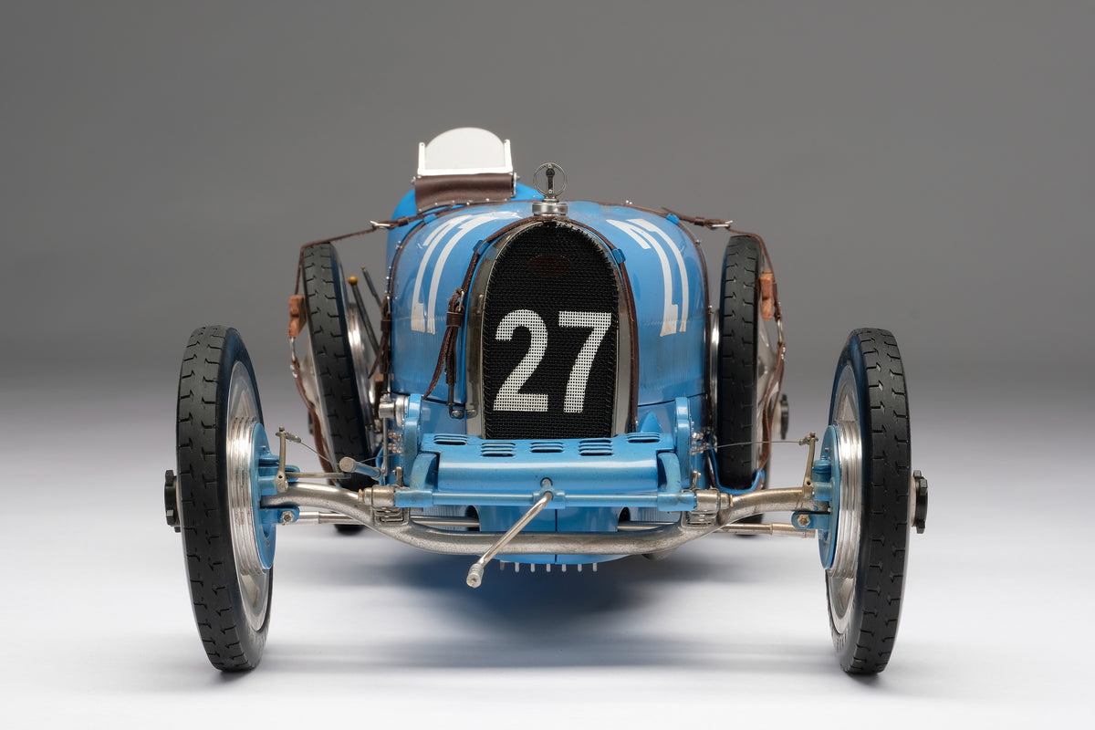 BUGATTI Type 35T - 1926 Targa Florio Winner - Patinated - 1:8 scale
