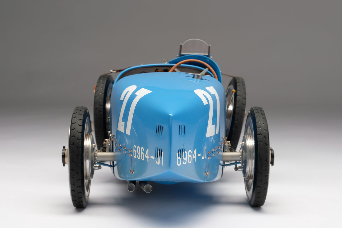 BUGATTI Type 35T - 1926 Targa Florio Winner - Patinated - 1:8 scale