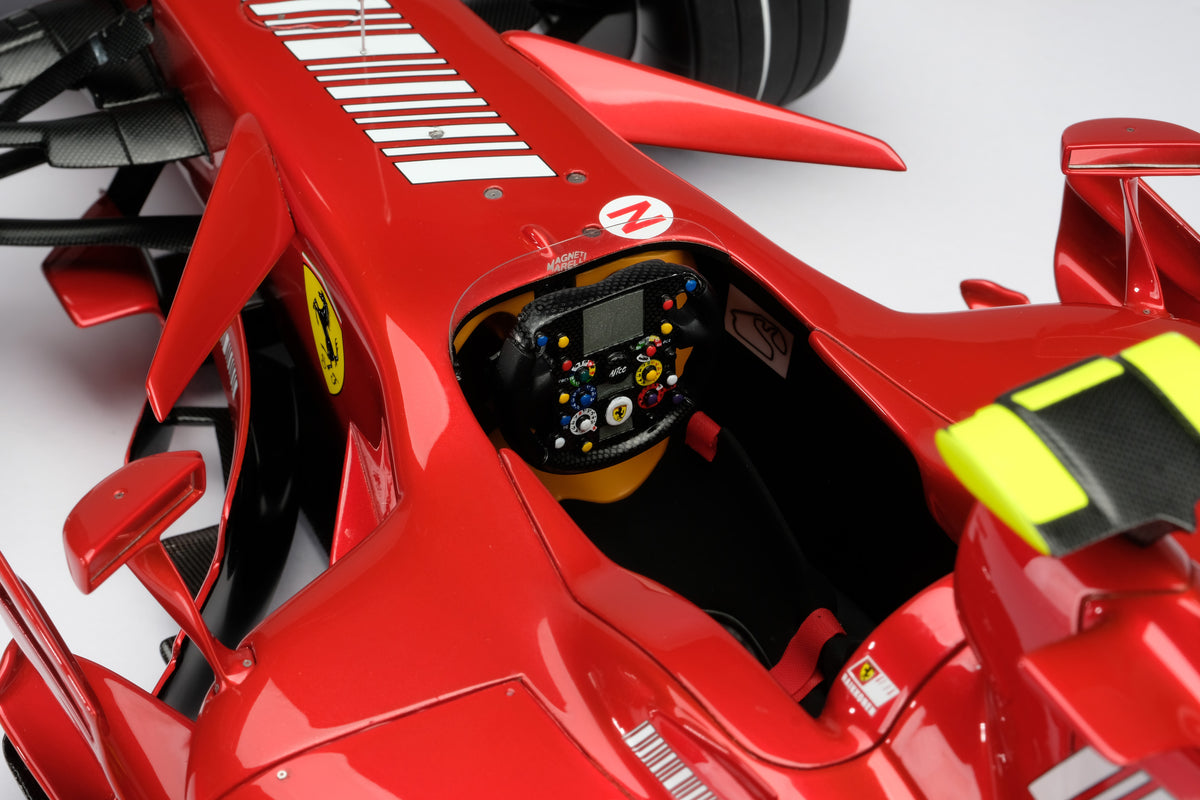 Ferrari F2007 - 2007 Brazilian Grand Prix Winner - Kimi Räikkönen - 1:8 scale model