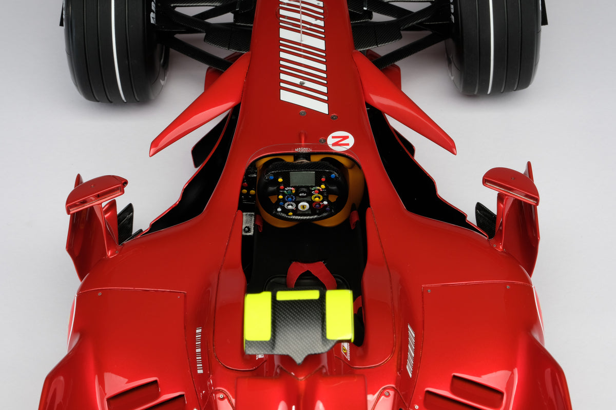 Ferrari F2007 - 2007 Brazilian Grand Prix Winner - Kimi Räikkönen - 1:8 scale model