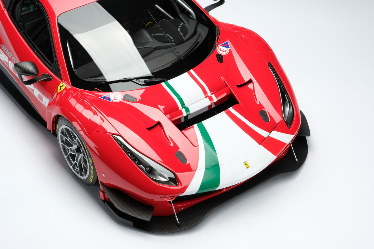 Ferrari 488 GT3 Evo 2020 - Caractéristiques techniques de lancement 2019