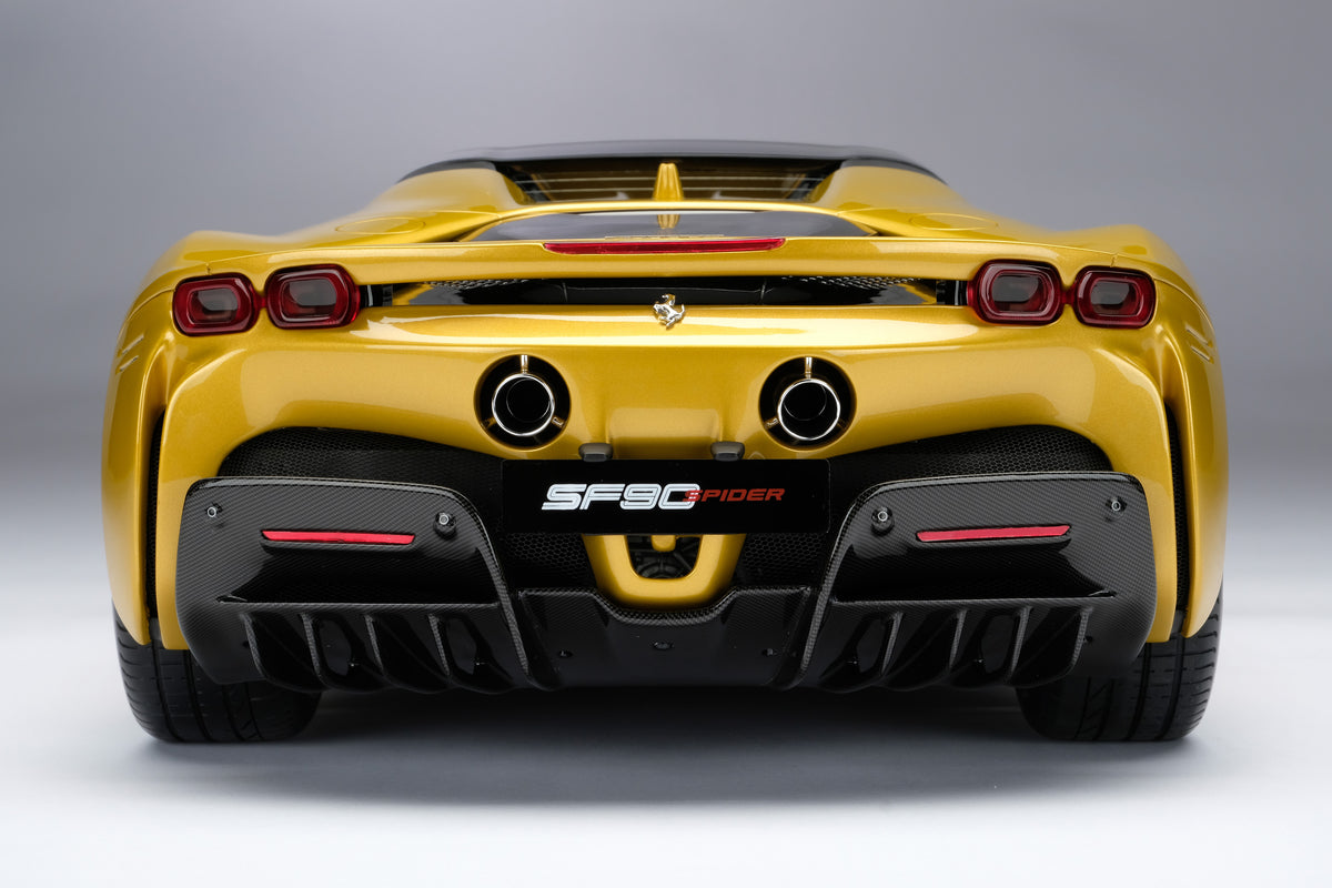 Ferrari SF90 Spider (2020) - Échelle 1:8