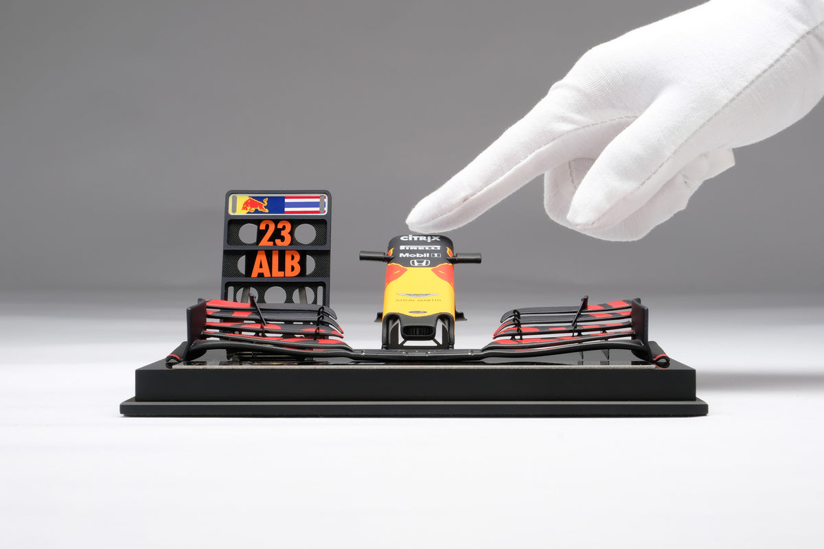 Nez de la RB15 d'Aston Martin Red Bull Racing - Albon