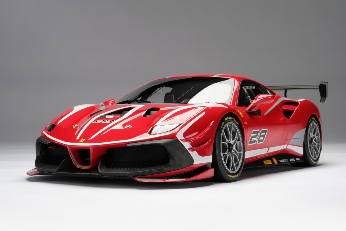 Ferrari 488 Challenge Evo - Spezifikationen zur Markteinführung 2019 - Maßstab 1:8