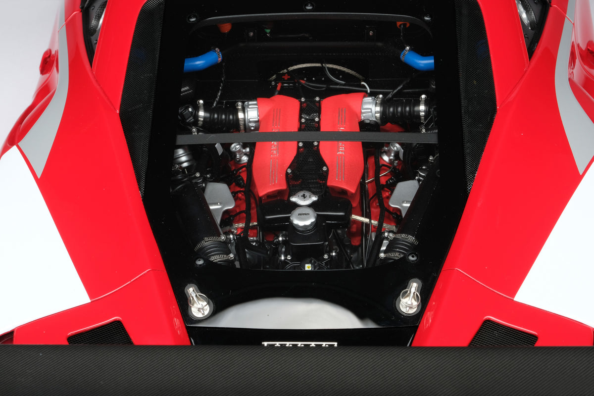 Ferrari 488 Challenge Evo - Spezifikationen zur Markteinführung 2019 - Maßstab 1:8