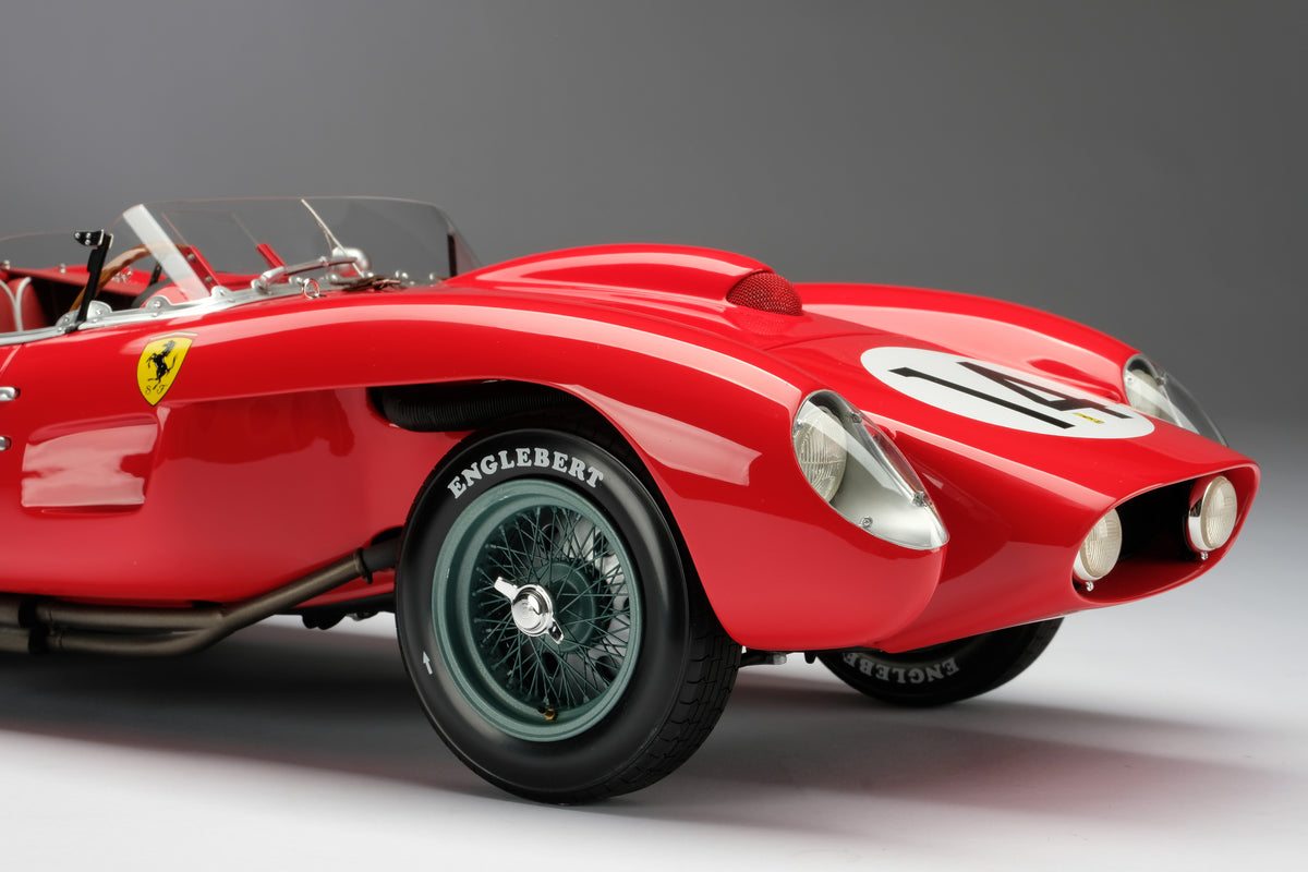 Ferrari 250 TR - Vainqueur des 12 Heures de Sebring 1958 - Échelle 1:8