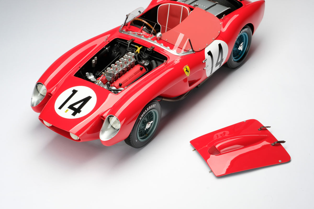 Ferrari 250 TR - Vainqueur des 12 Heures de Sebring 1958 - Échelle 1:8