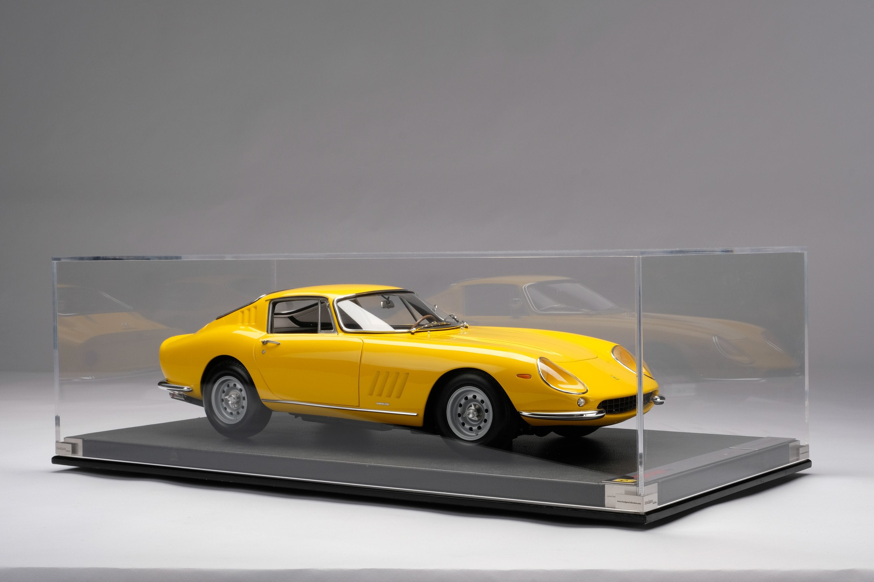 Construcción artesanal de maquetas de coches. Ferrari 275 GTB 2014