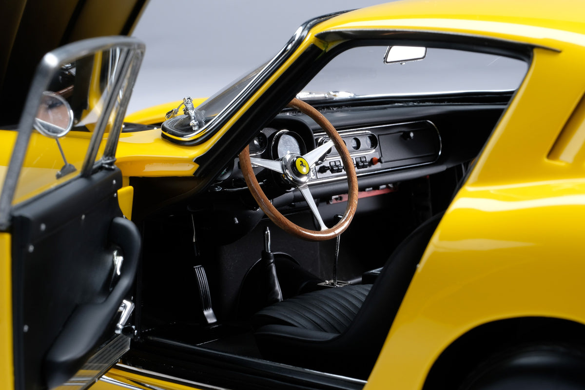 Ferrari 275 GTB/4 - Edition in Yellow