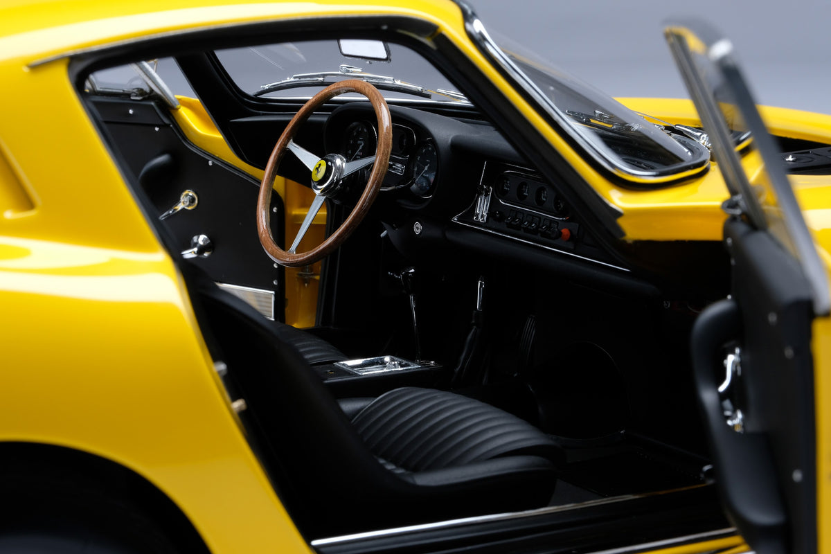 Ferrari 275 GTB/4 - Edition in Yellow