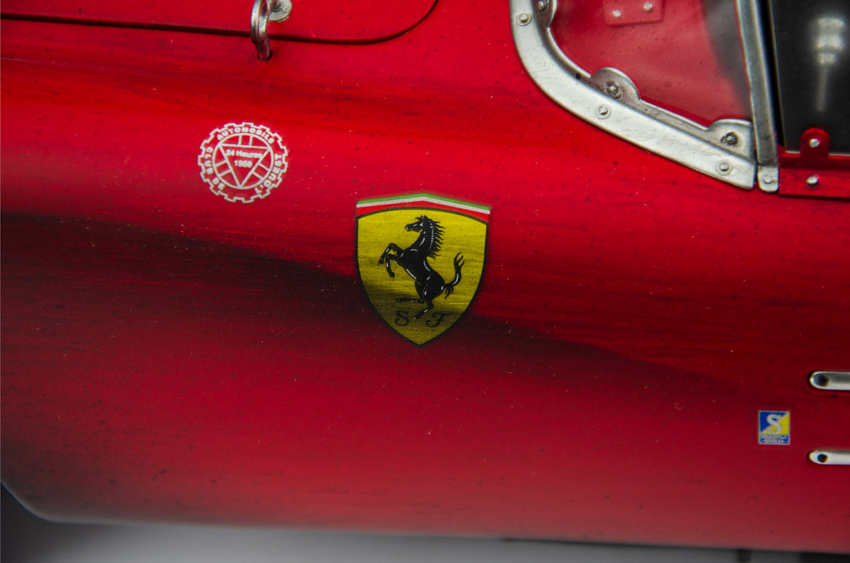 Ferrari 250 TR - 1958 Le Mans Winner - Race Weathered by Amalgam Collection