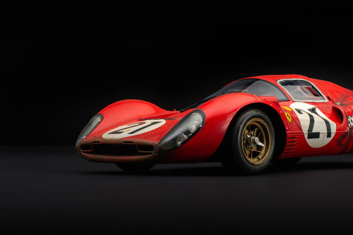 Ferrari 330 P4 - Le Mans 1967 - Deuxième place - Modèle patiné - Échelle 1:18