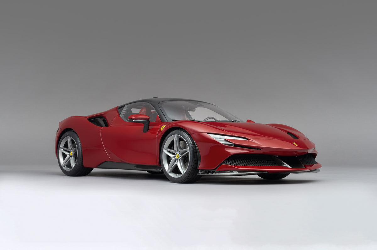 Ferrari SF90 Stradale - Ficha técnica de la revista oficial de Ferrari - Escala 1:8