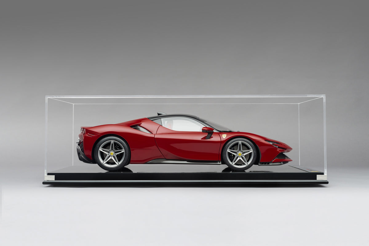 Ferrari SF90 Stradale - Fiche technique du magazine officiel Ferrari - Échelle 1:8