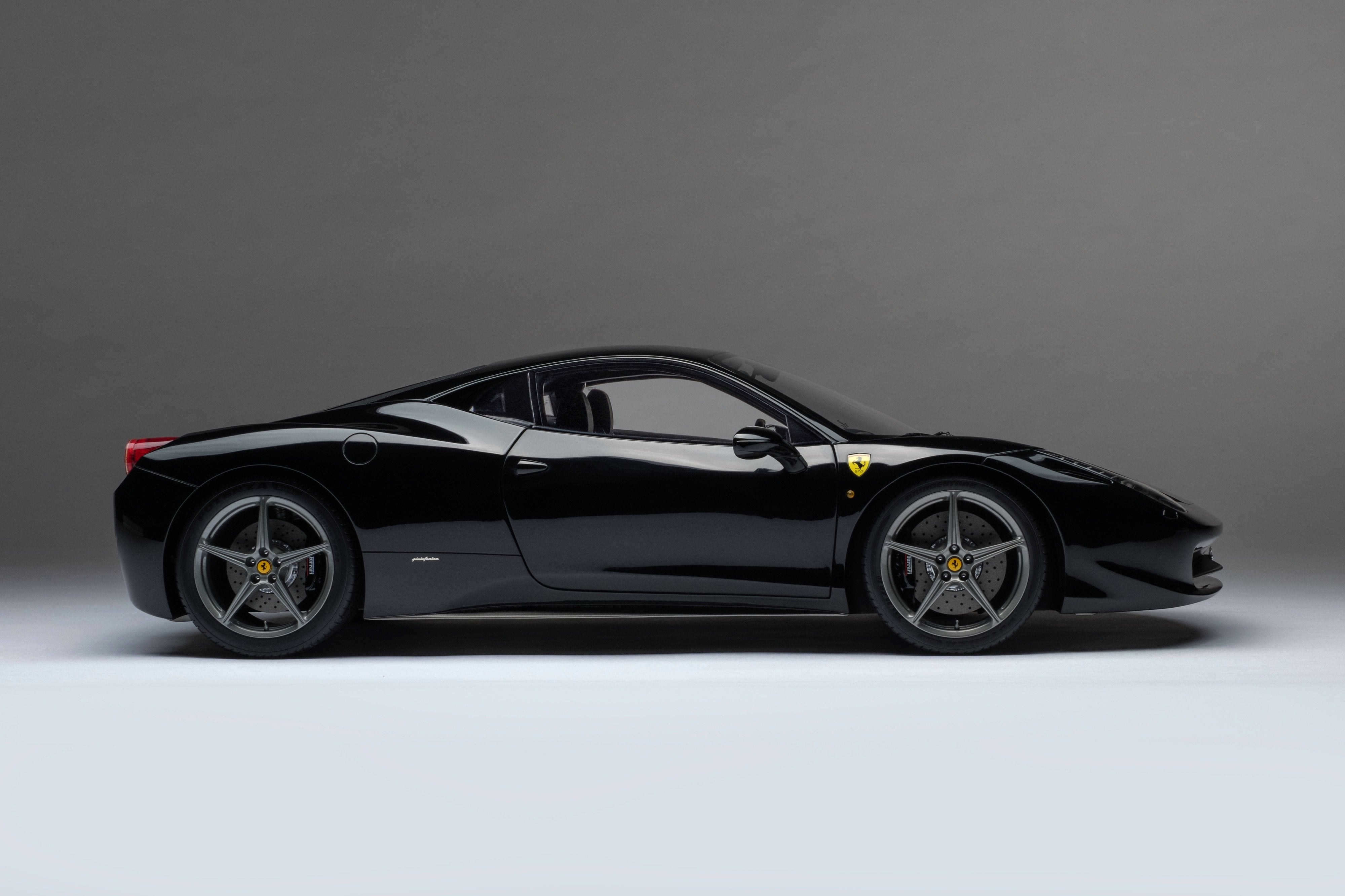 フェラーリ458 Italia ブラックメタリック　模型 フェラーリ458 Italia ブラックメタリック 模型 FERRARI 458 ITALIA