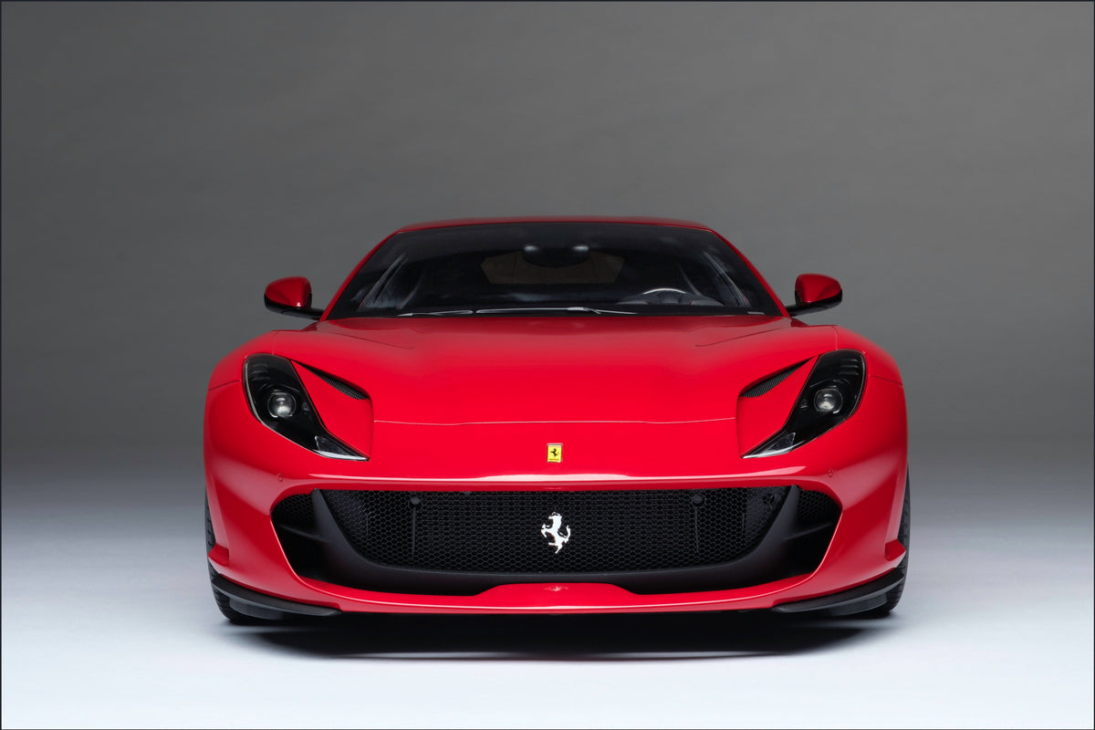 Ferrari 812 Superfast (2017) - 1:8 scale