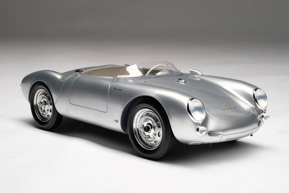 Porsche 550 RS Spyder - Silver Metallic - 1:18 scale