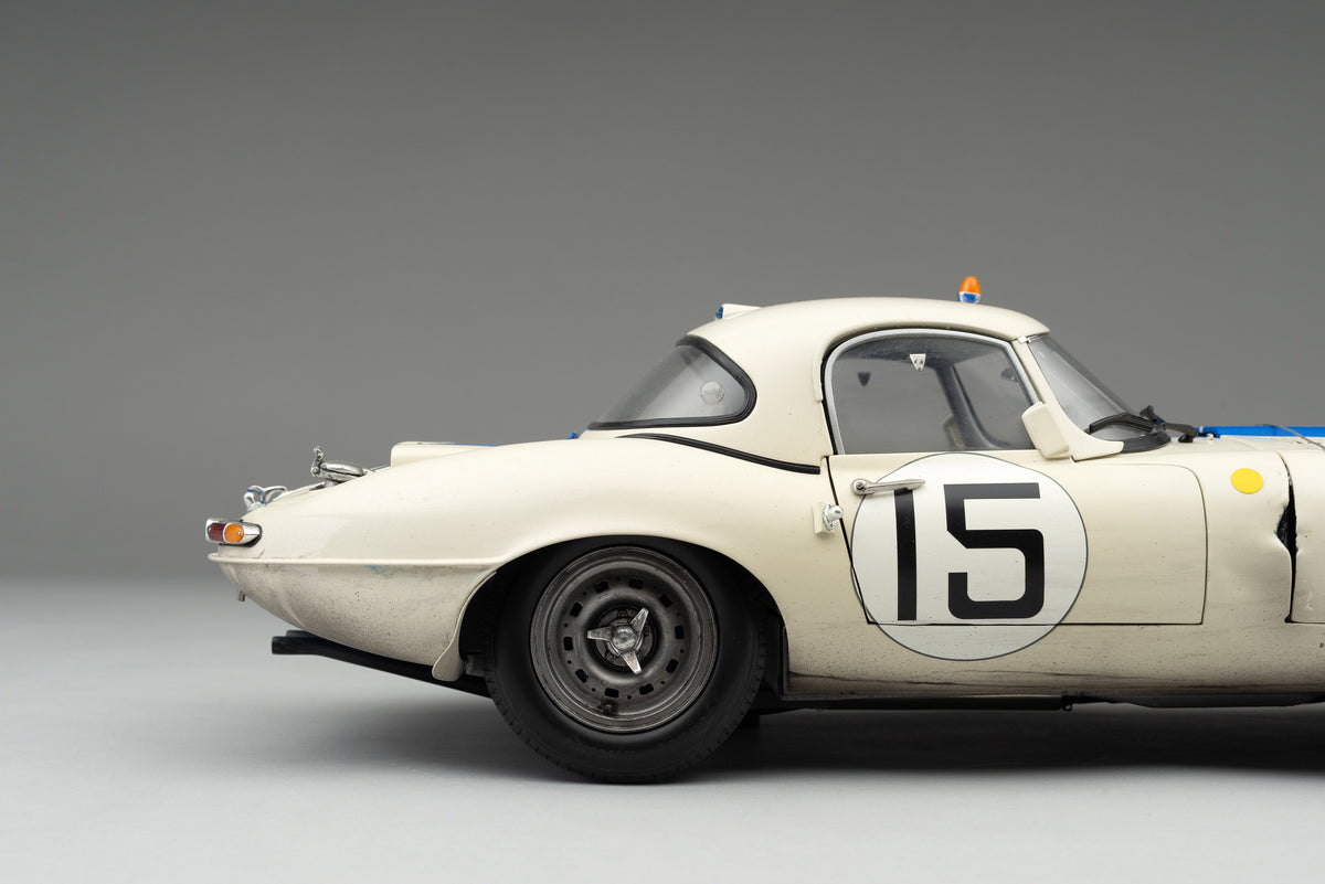 Jaguar Lightweight E-Type (LWE) - 1963 Le Mans - Cunningham & Grossman - Race Weathered - 1:8 scale