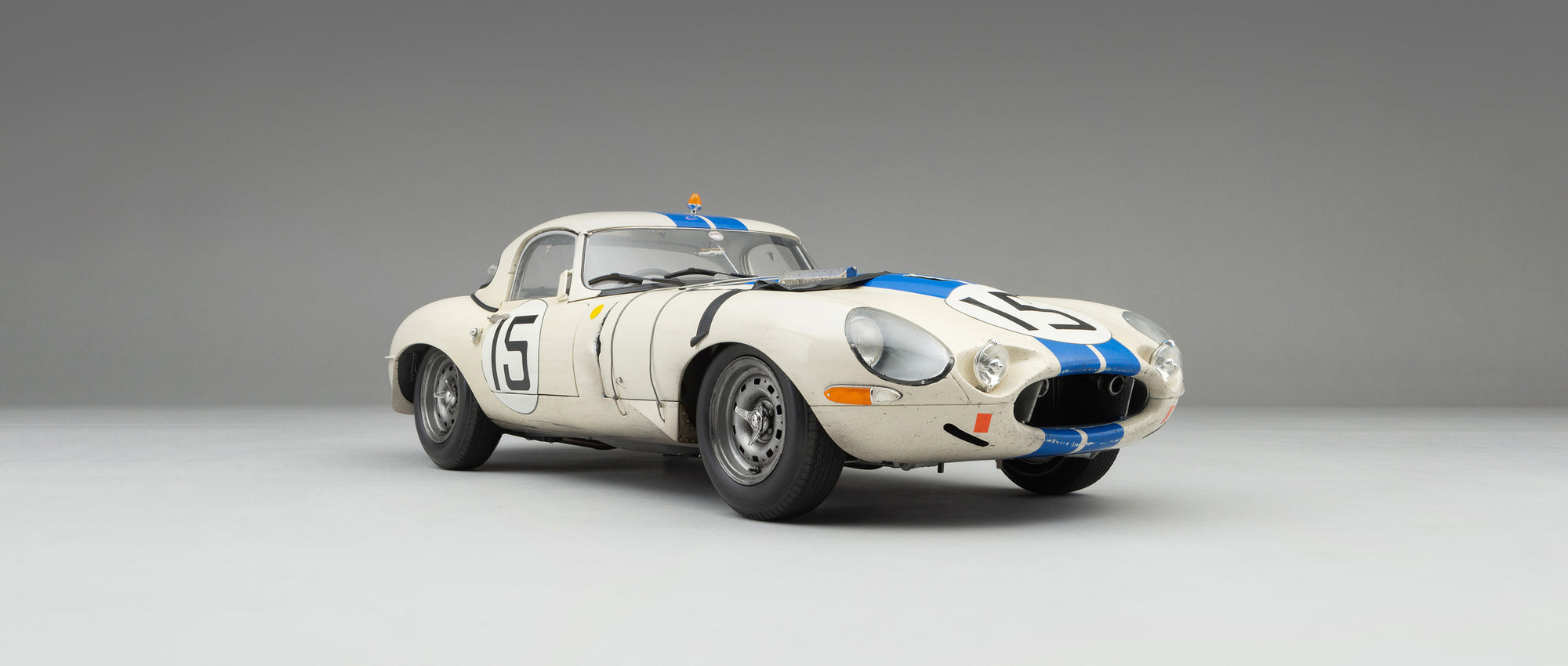 Jaguar Lightweight E-type (LWE) - 1963 Le Mans - Race Weathered – Amalgam  Collection