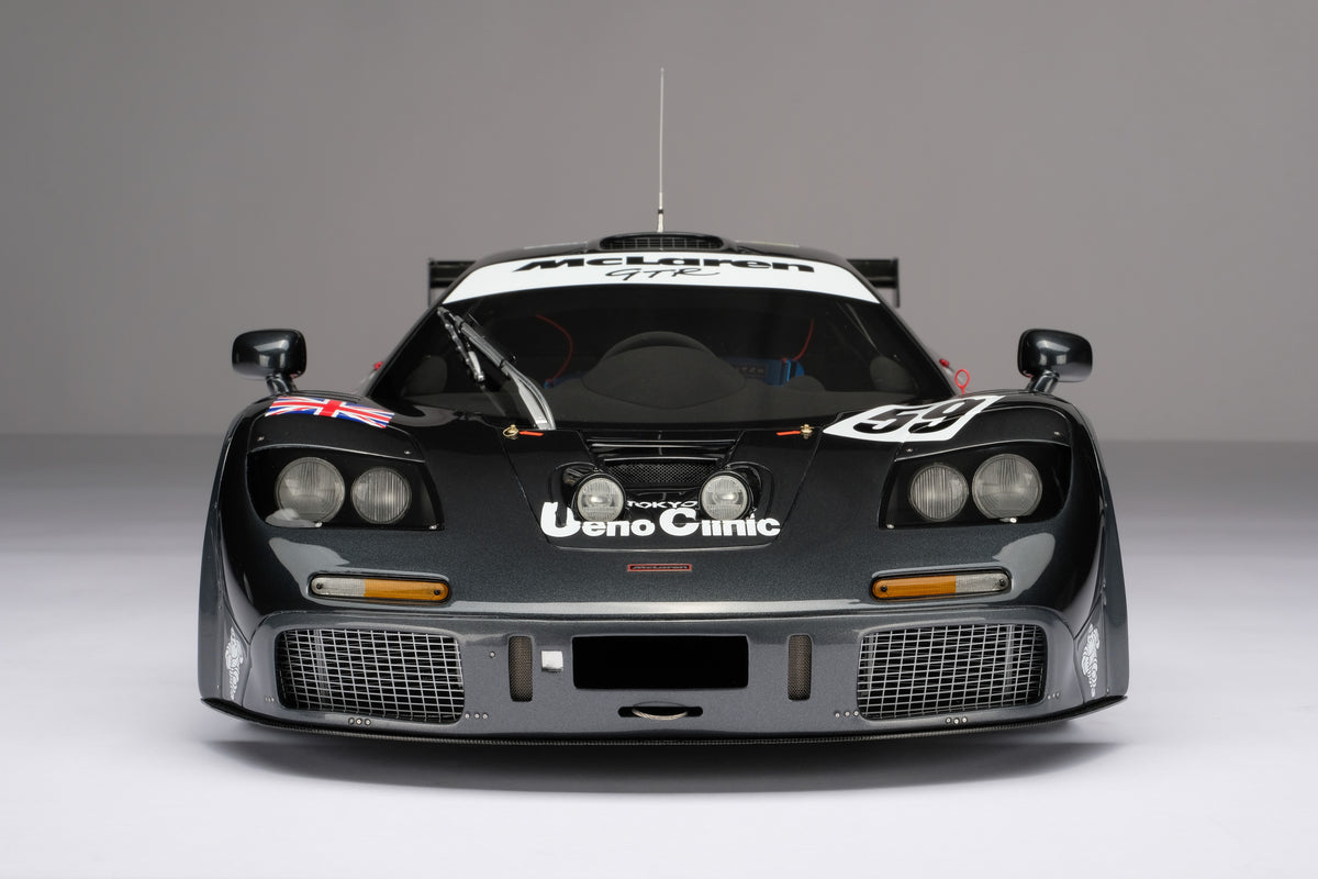 McLaren F1 GTR - Vainqueur du Mans 1995 - Livrée « Ueno Clinic » - Échelle 1/8