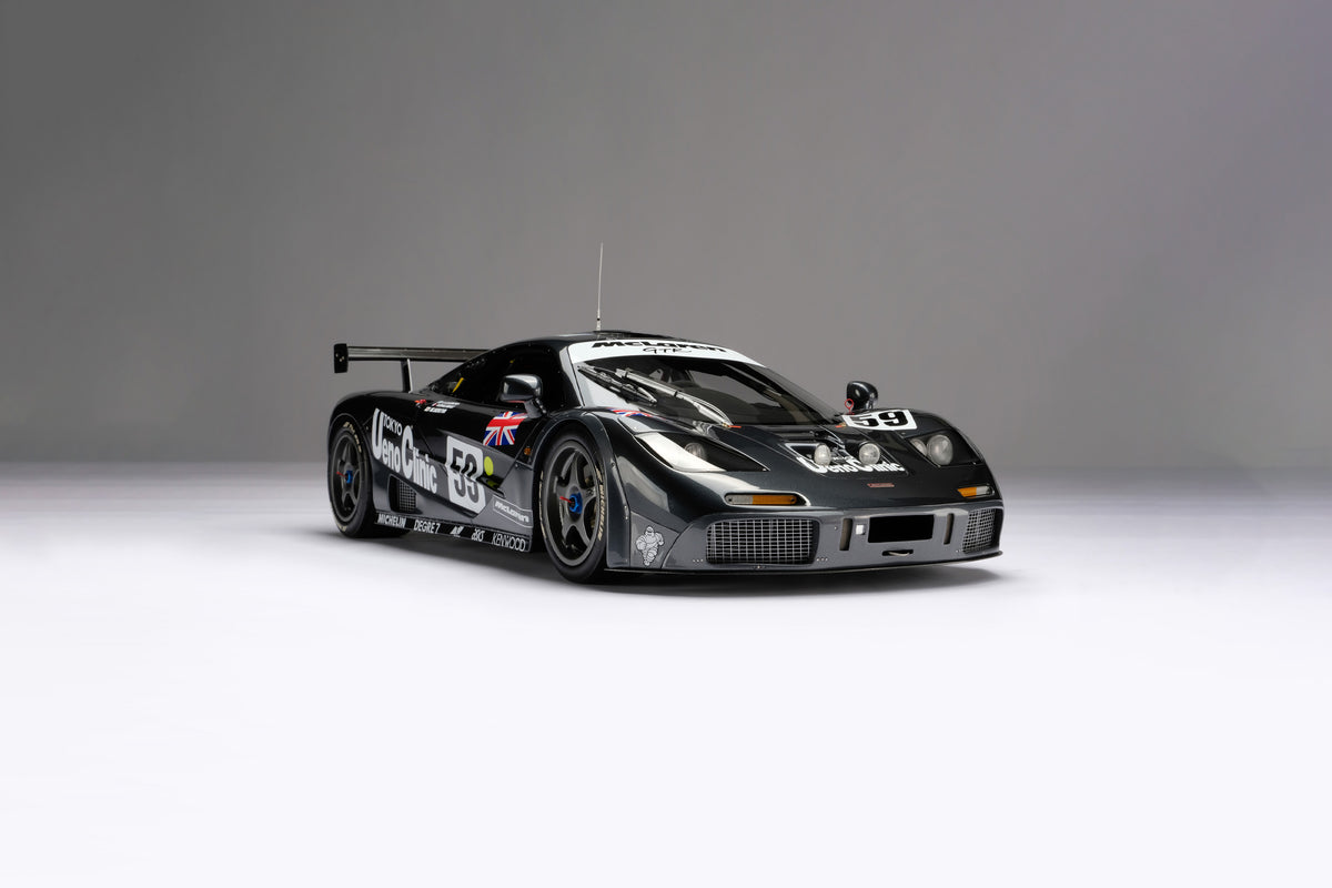 McLaren F1 GTR - 1995 Le Mans Winner - Ueno Clinic Livery - 1:8 scale