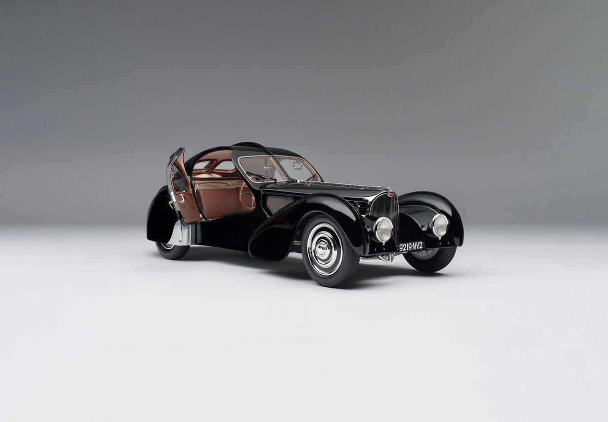 BUGATTI Type 57SC Atlantic - "La Voiture Noire" (1936) - 1:8 scale