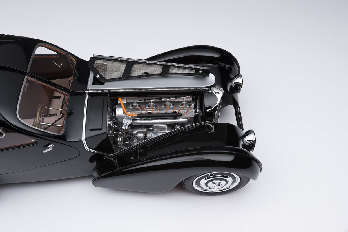 BUGATTI Typ 57SC Atlantic - „La Voiture Noire“ (1936) - Maßstab 1:8