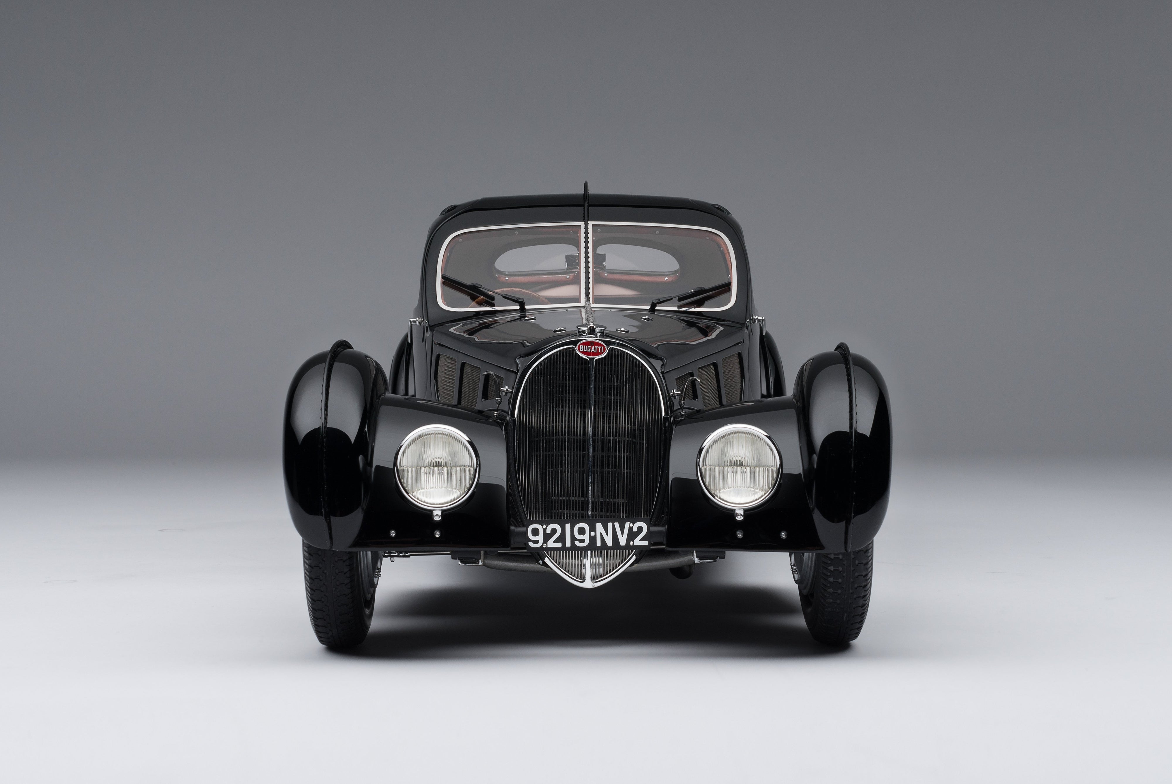 Bugatti 57SC Atlantic (1936) La Voiture Noire – Amalgam Collection