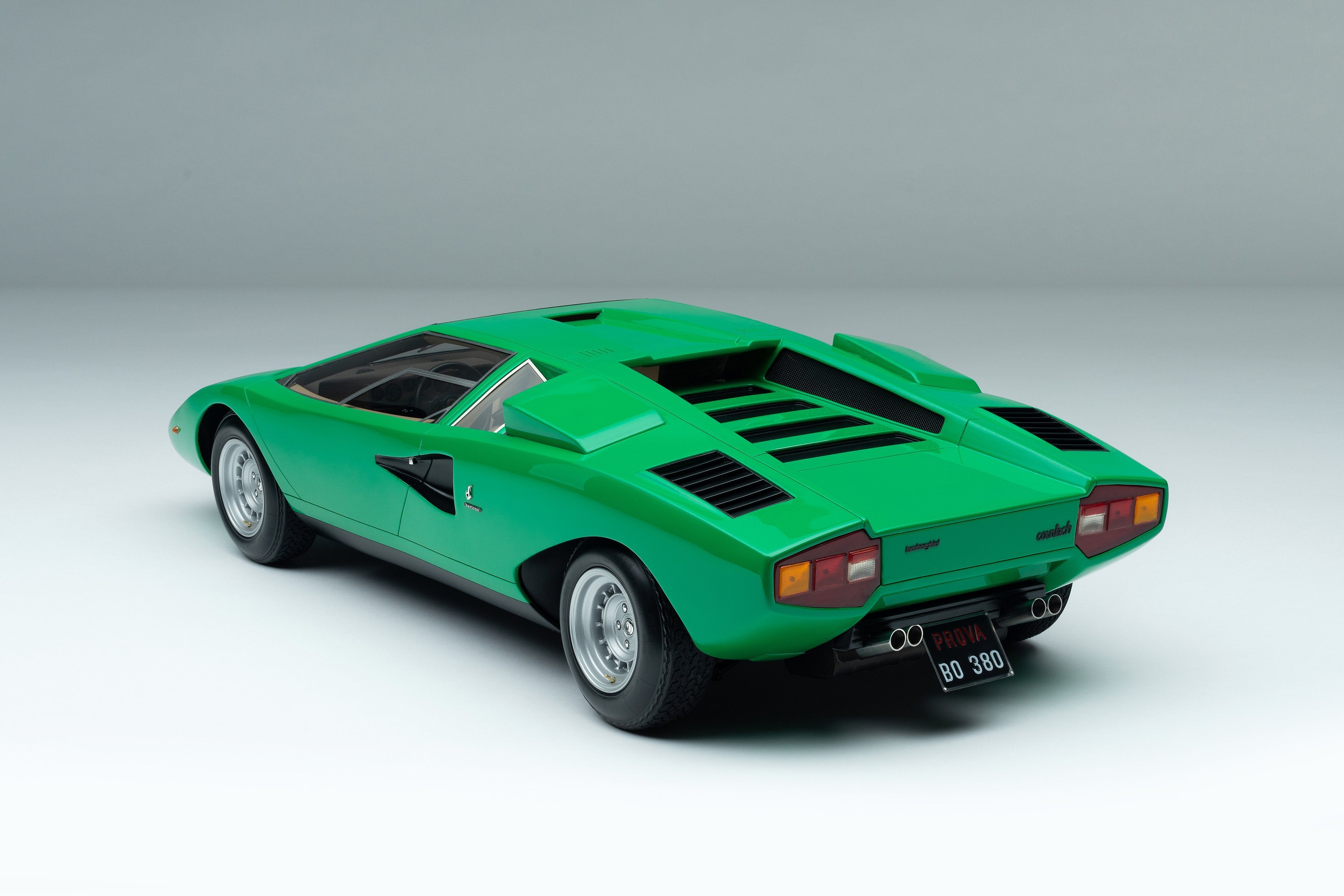 ランボルギーニ カウンタック LP400 (1974) – Amalgam Collection