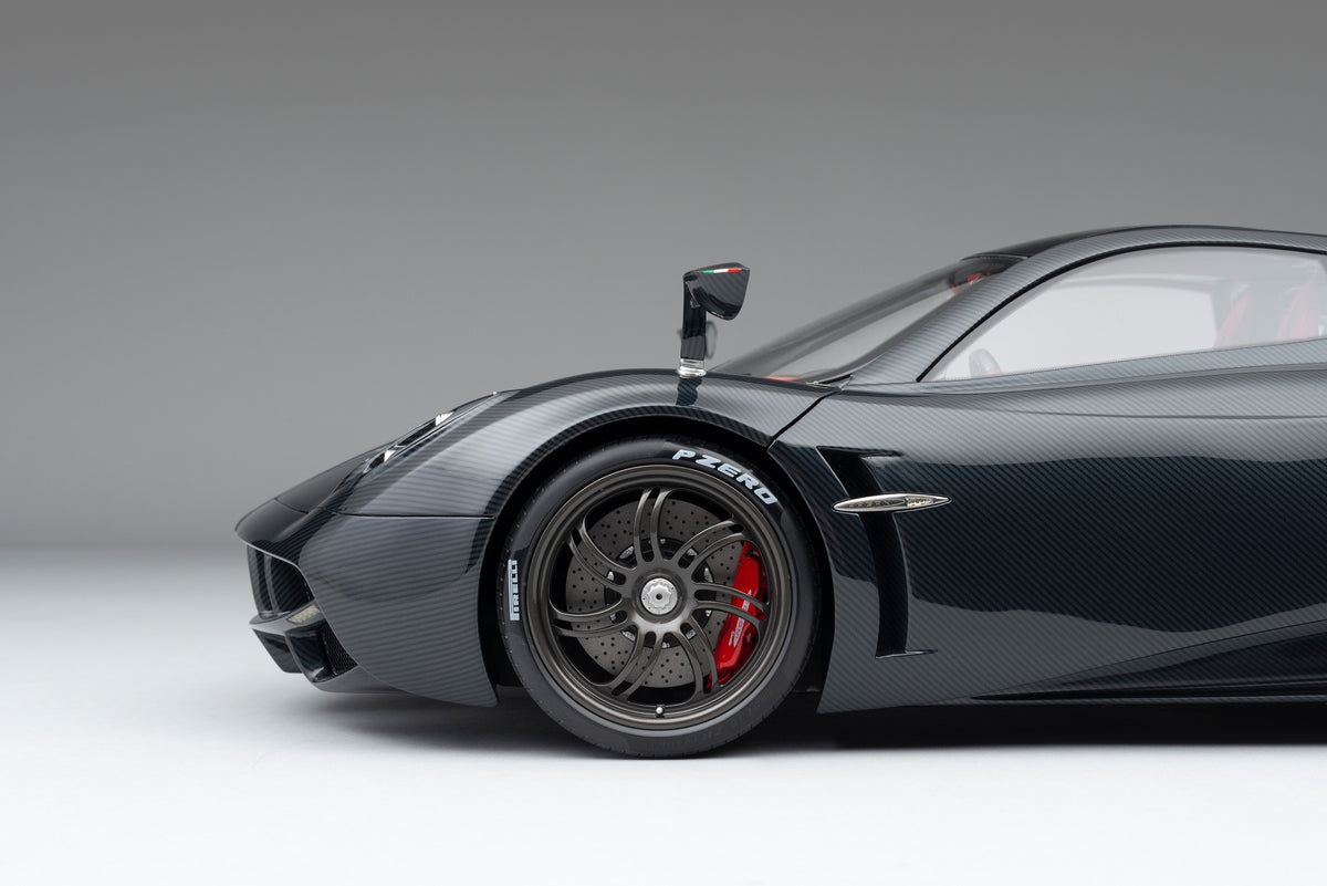 Pagani Huayra Carbon Edition (2012)