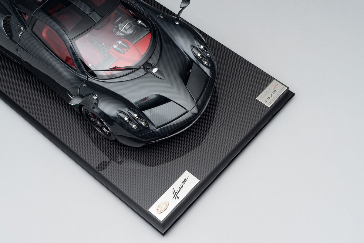 Pagani Huayra Carbon Edition (2012)