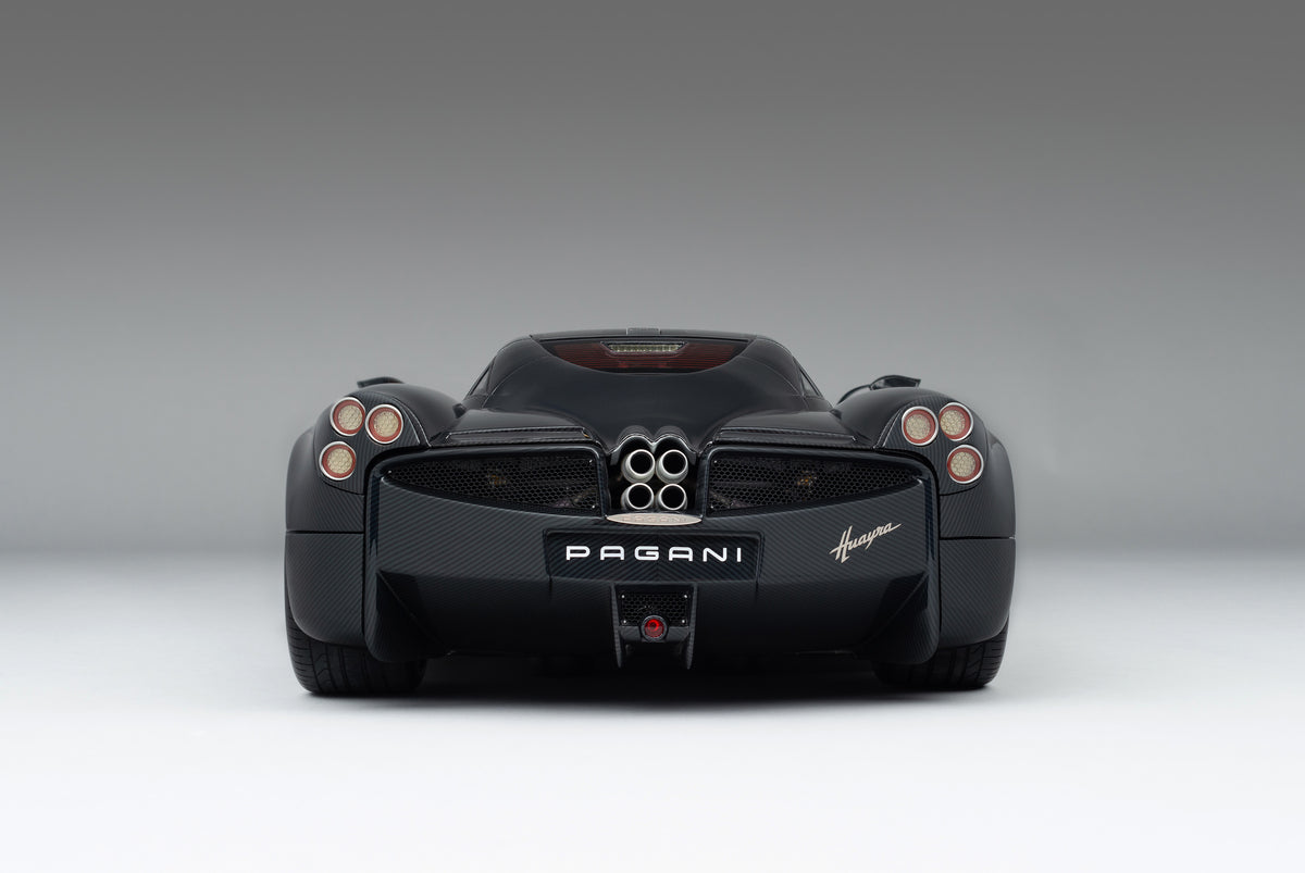 Pagani Huayra Carbon Edition (2012)