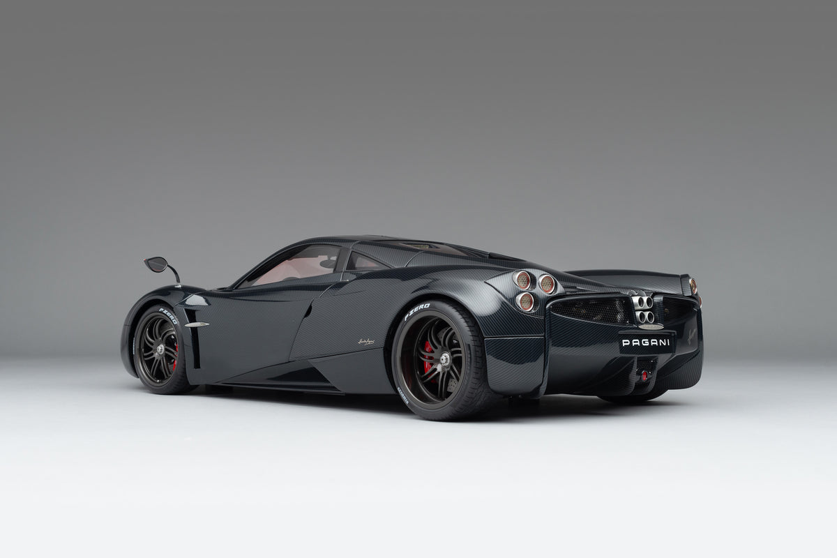 Pagani Huayra Carbon Edition (2012)