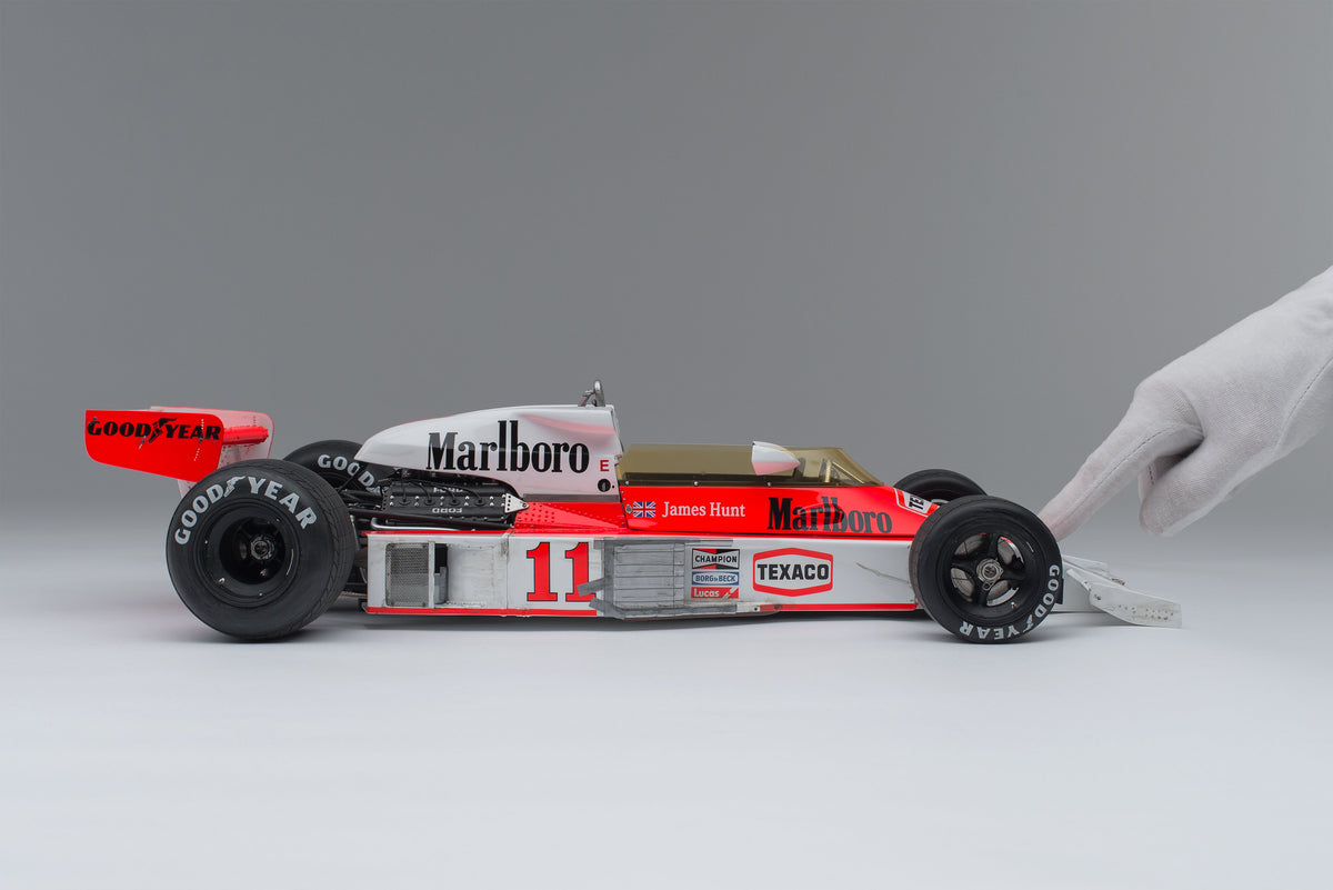 McLaren M23D - Grand Prix du Japon 1976 - James Hunt - Troisième place - Modèle patiné
