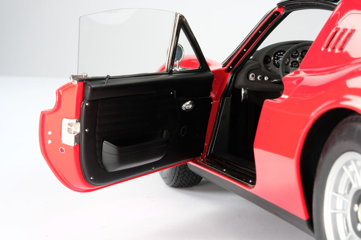 Ferrari Dino 246 GTS (1972) - European Specification - 1:8 scale