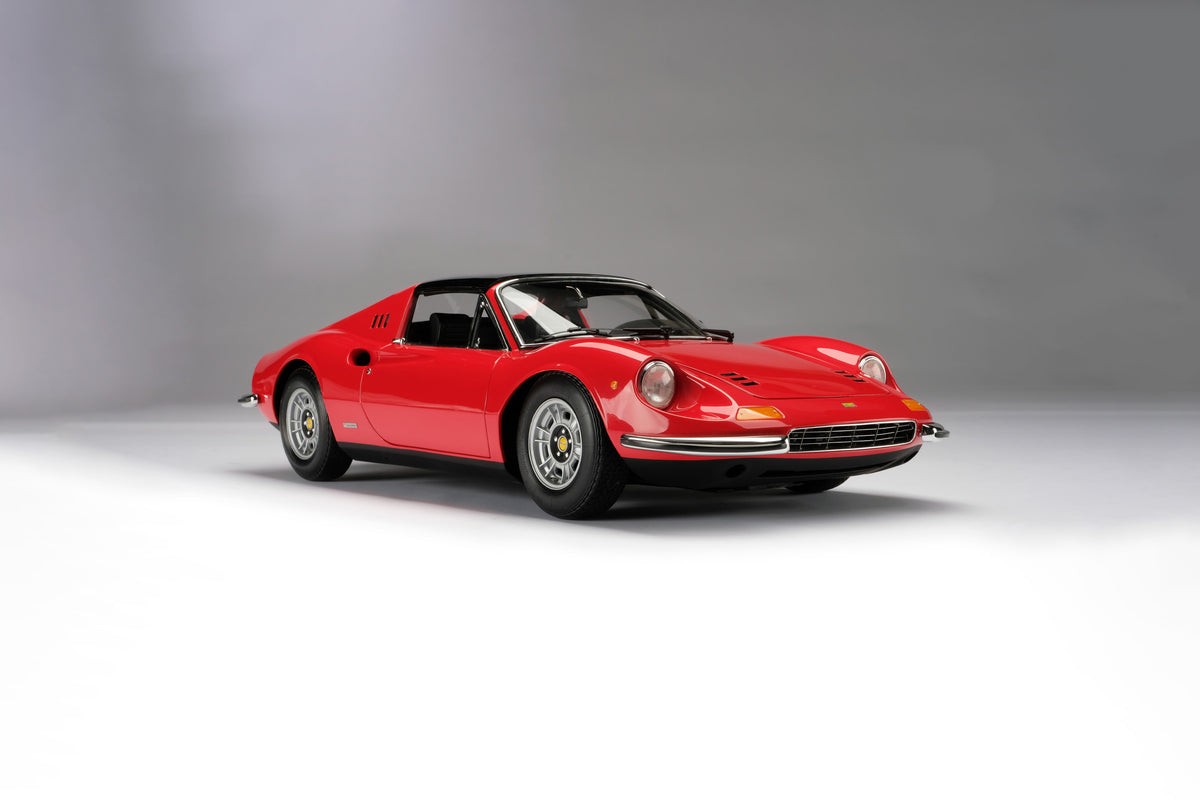 Ferrari Dino 246 GTS (1972) - European Specification - 1:8 scale